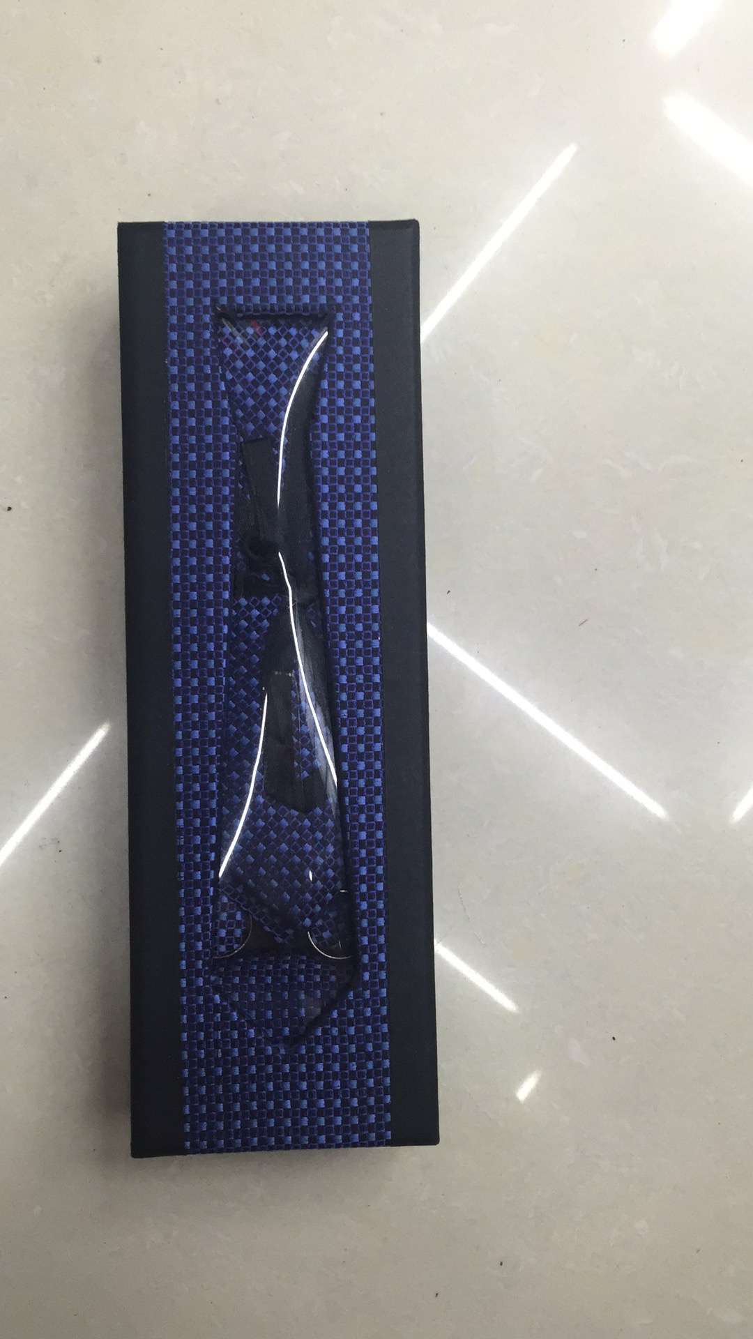 Tie suit Tie suit