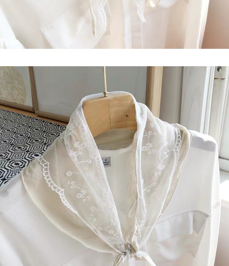 A best-selling lace embroidered small triangular scarf Application Scenario