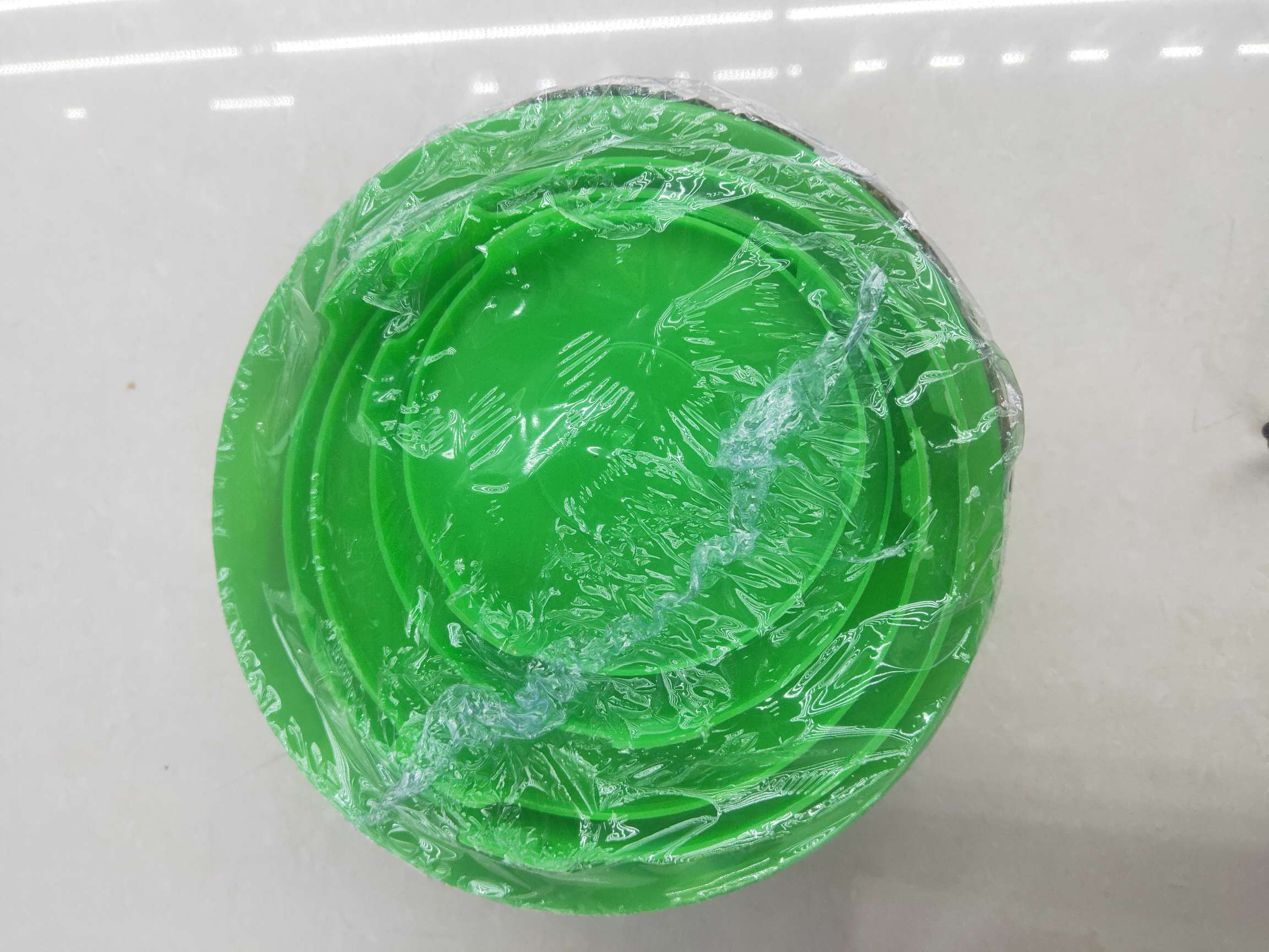 Wholesale 808 sets of five-piece bowls