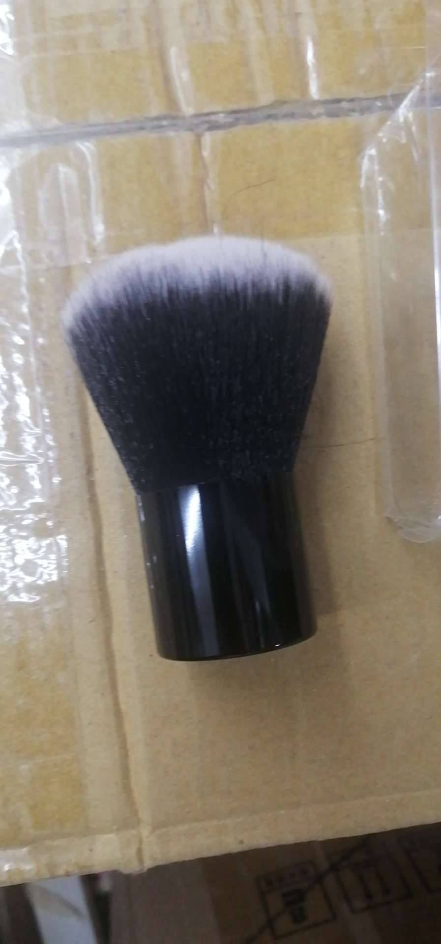 Base blush brush