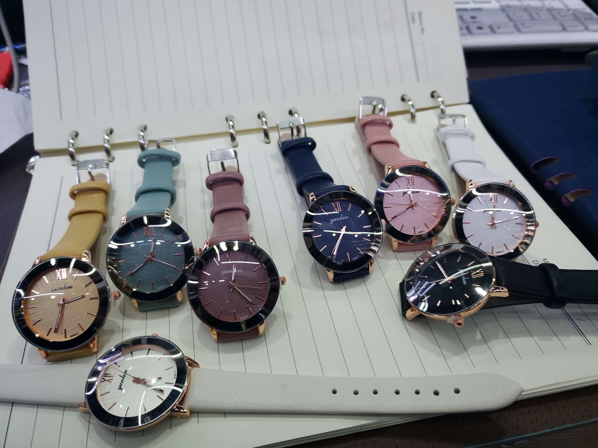 Korean-style candy-colored fashionable women's leather strap watch Application Scenario