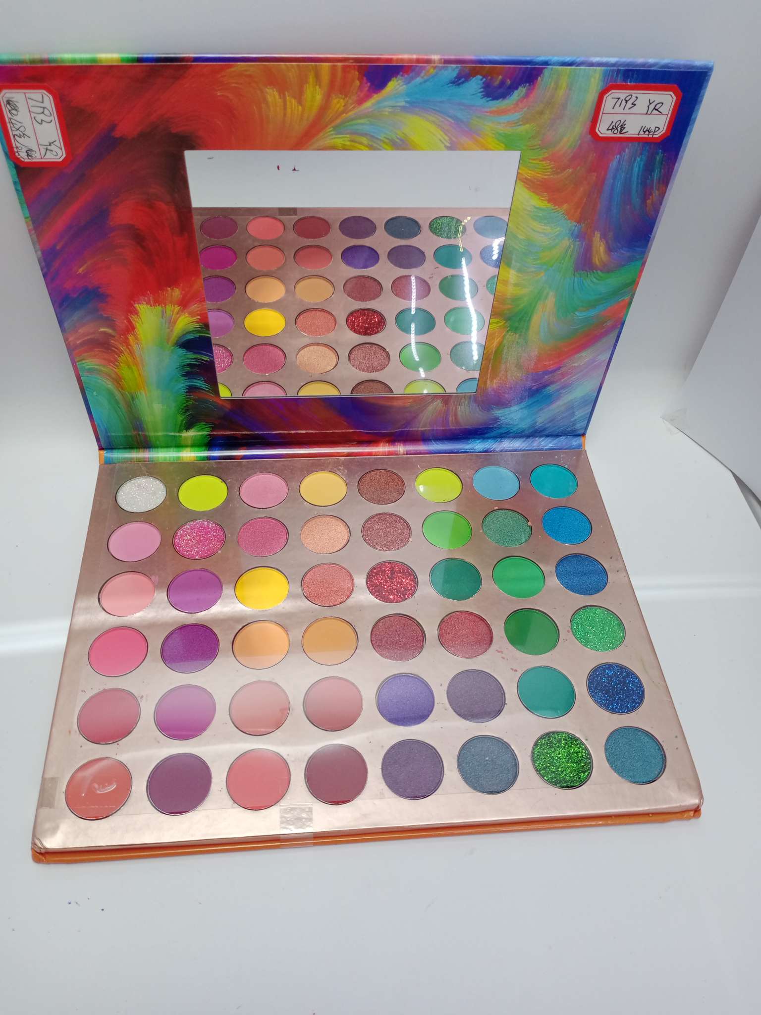 48-color eye shadow, sequined eye shadow, bright eye shadow, multi-color and versatile daily eye shadow palette Application Scenario