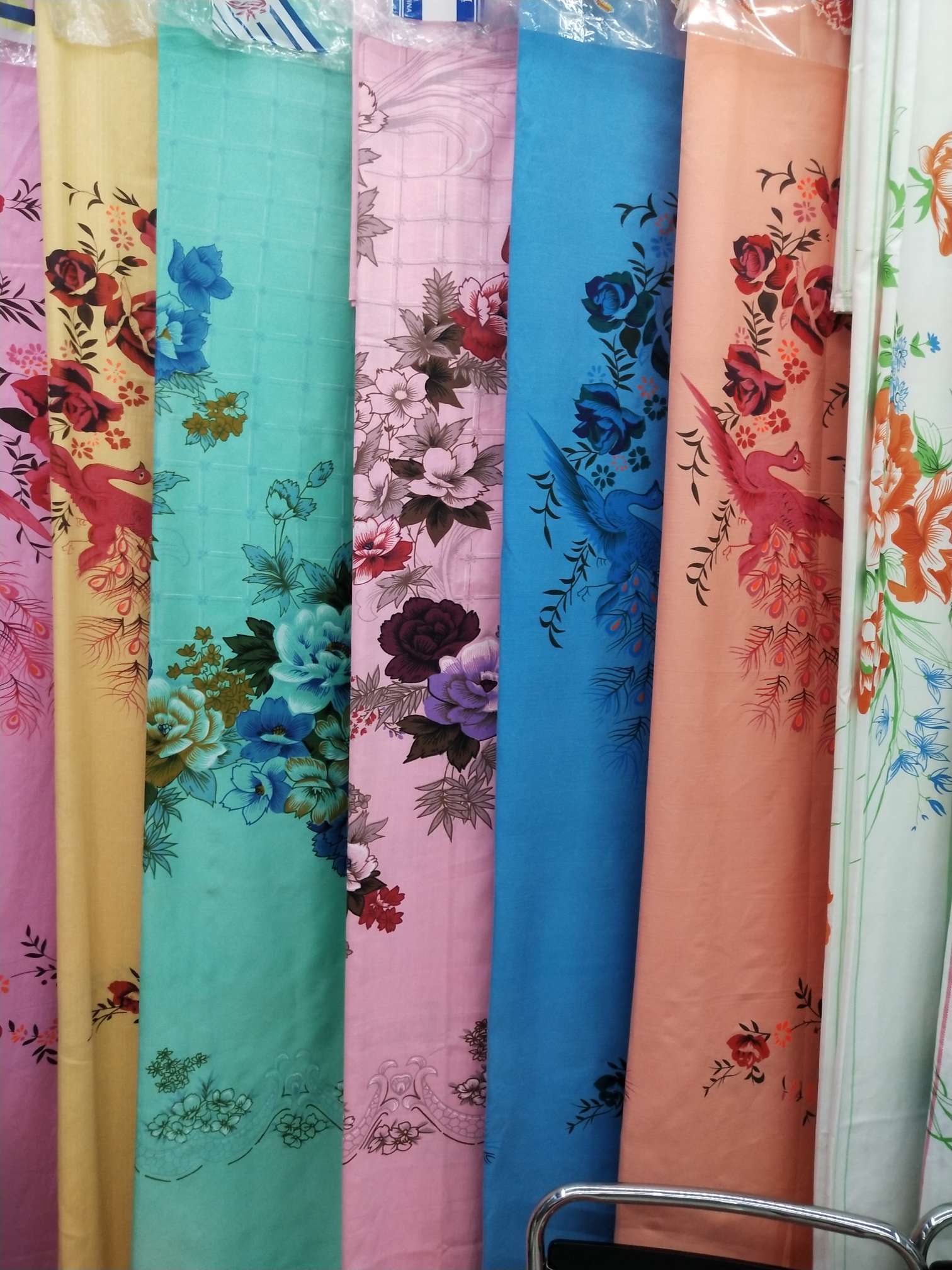 All-cotton bed sheets in a variety of colors