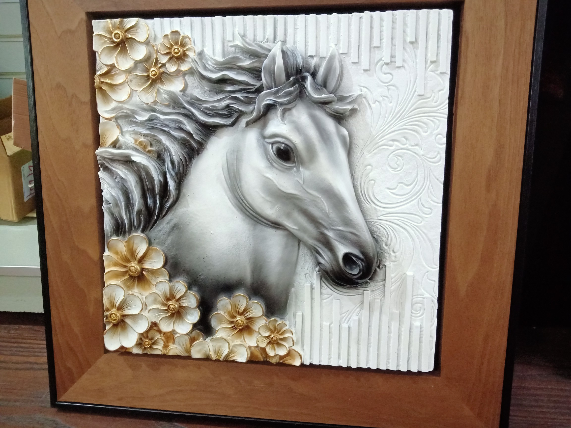 马头树脂浖雕画