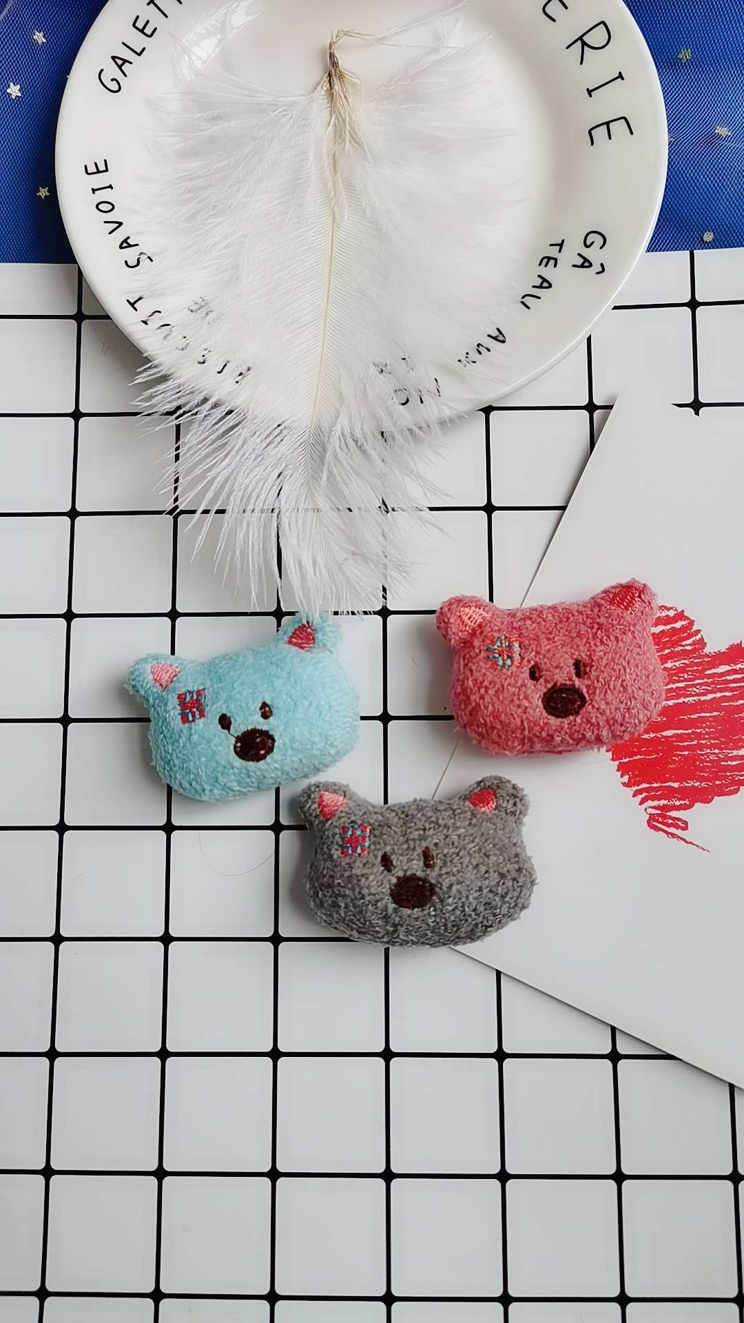 毛绒卡通公仔小熊服装，鞋，袜，帽子等配饰辅料