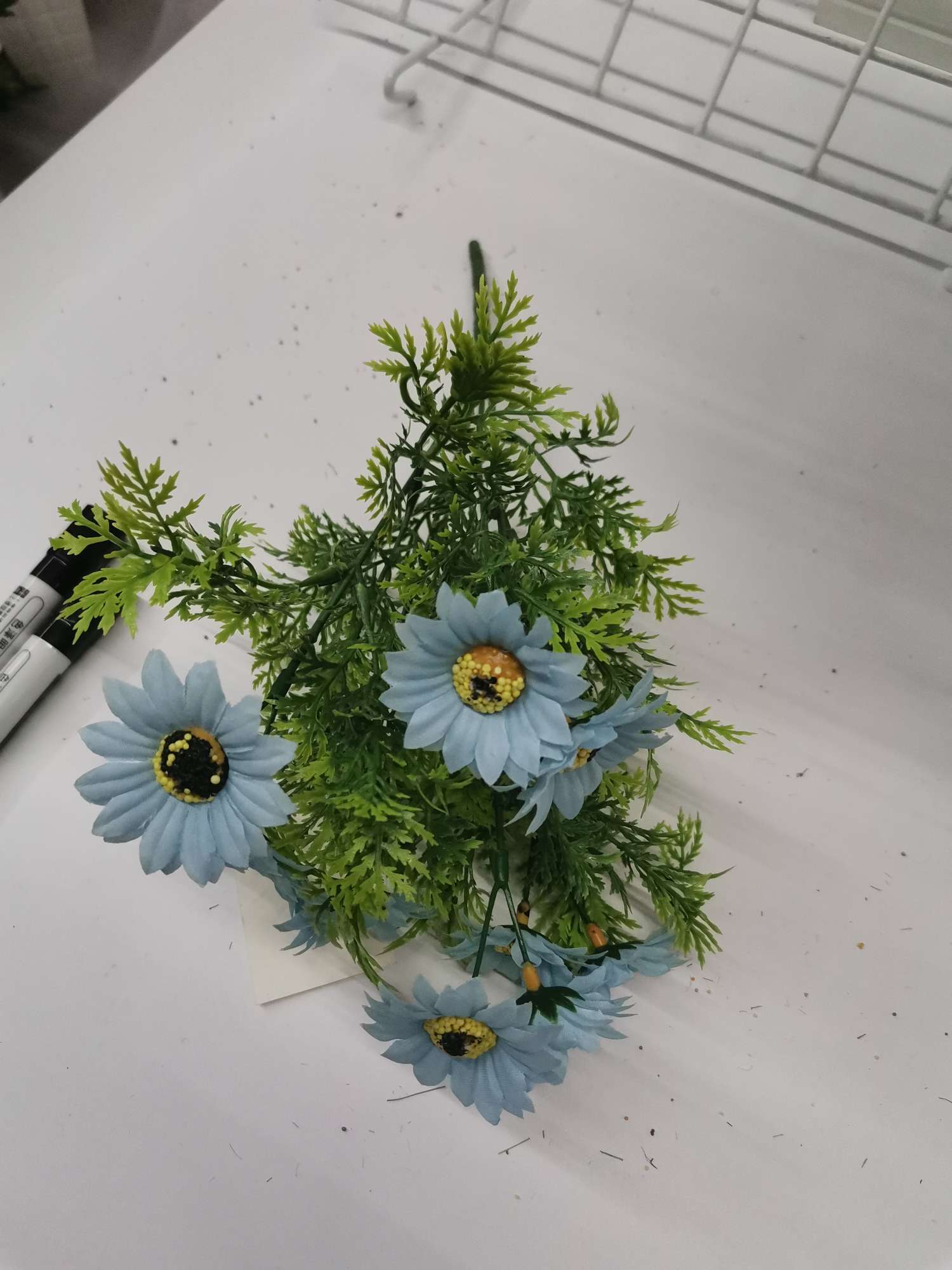 Factory direct sales European-style oil painting lover rose in multiple colors available. 11 details Picture