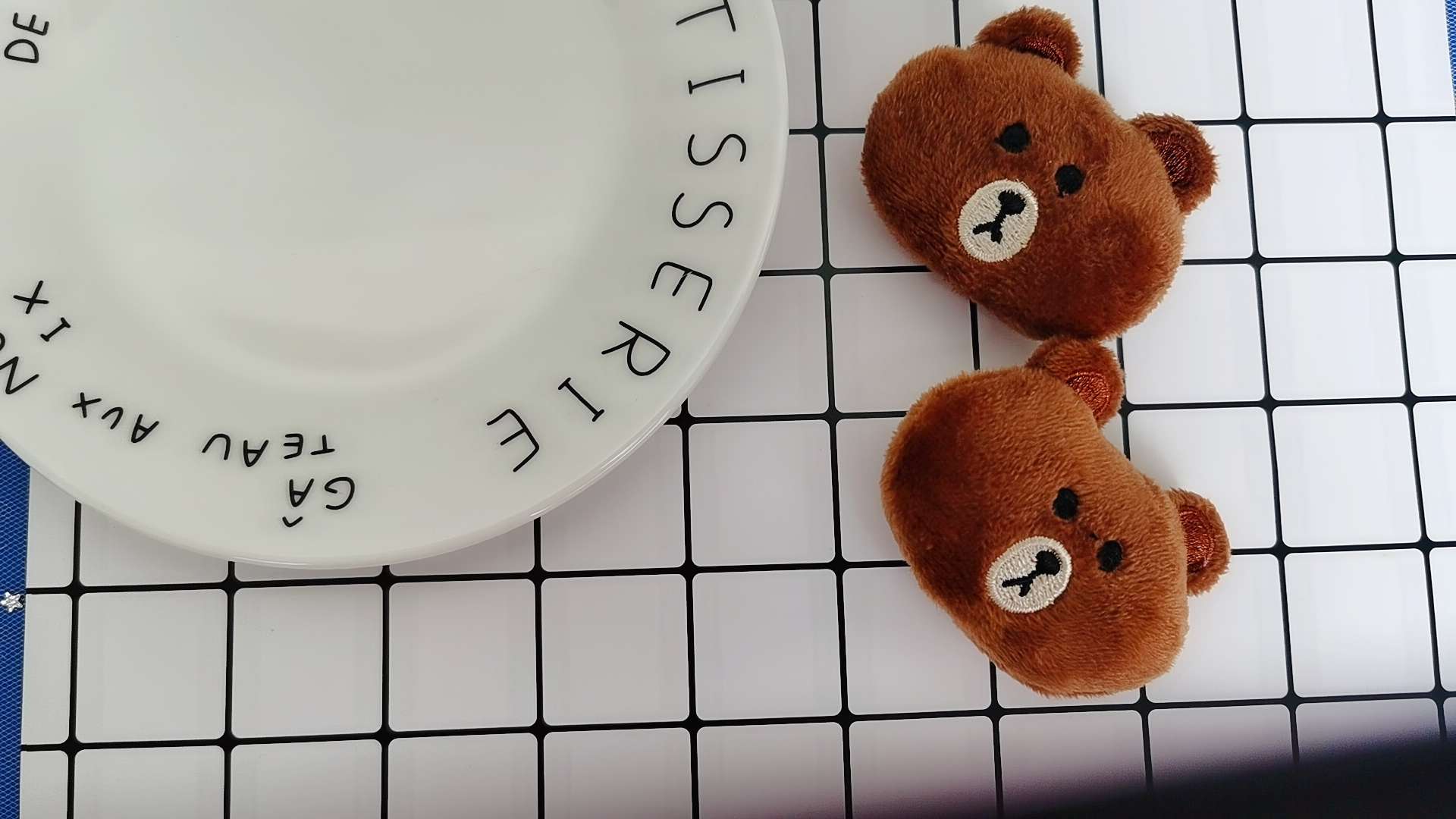 毛绒卡通布朗熊鞋帽袜等辅料配件细节图