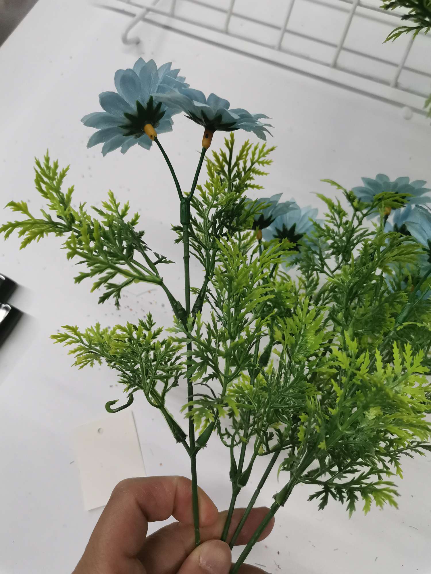 Factory direct sales European-style oil painting lover rose in multiple colors available. 11 Specification image