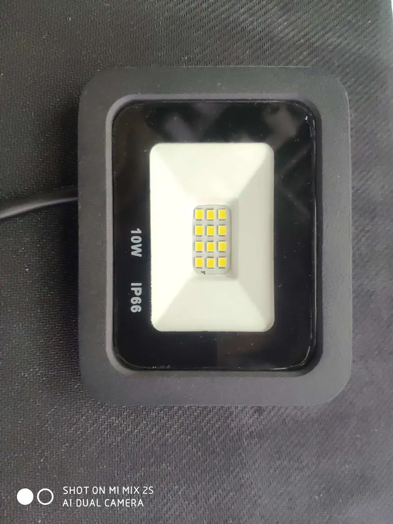 10W Mini Apple Flood Light