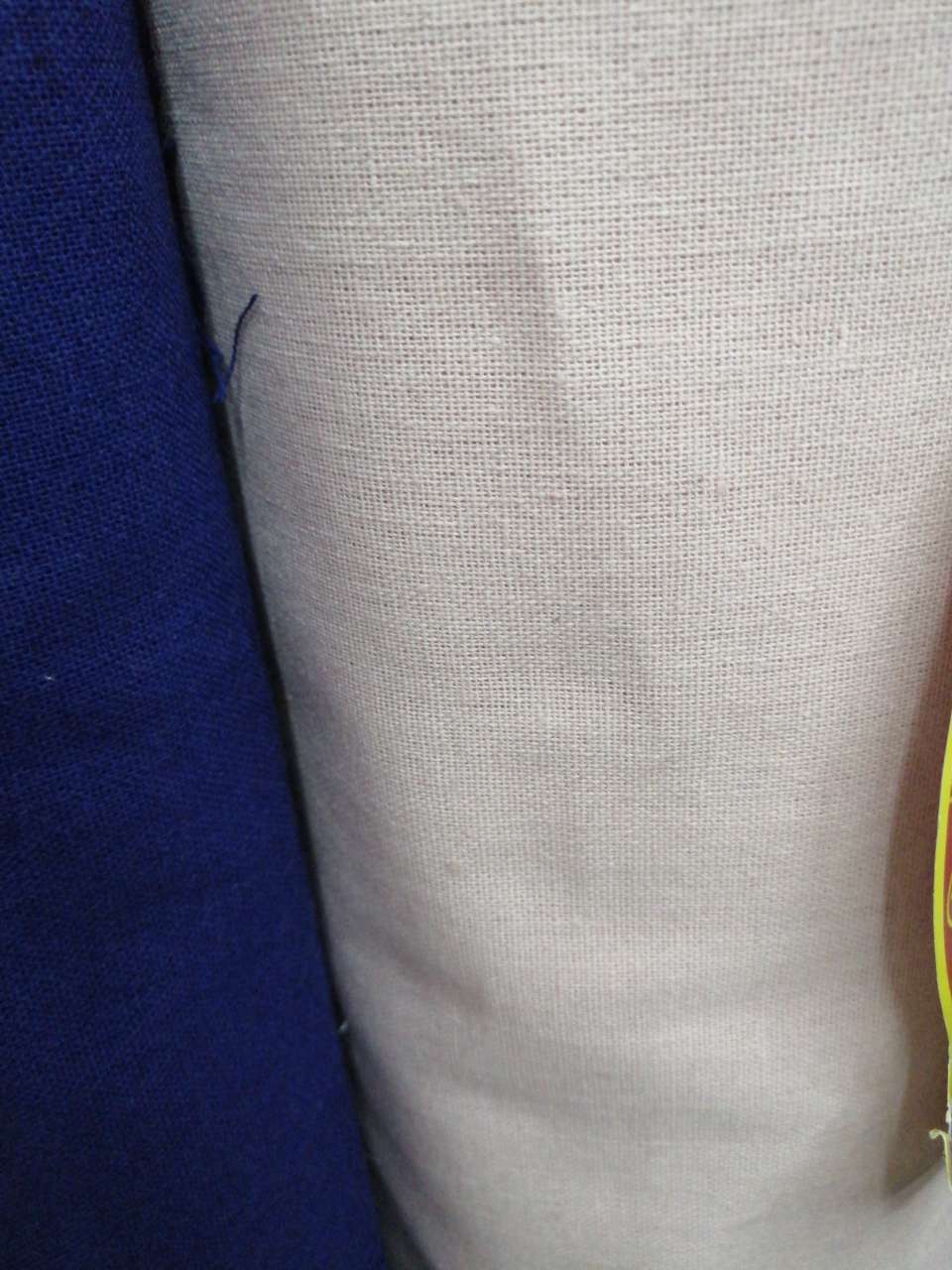 Linen details Picture
