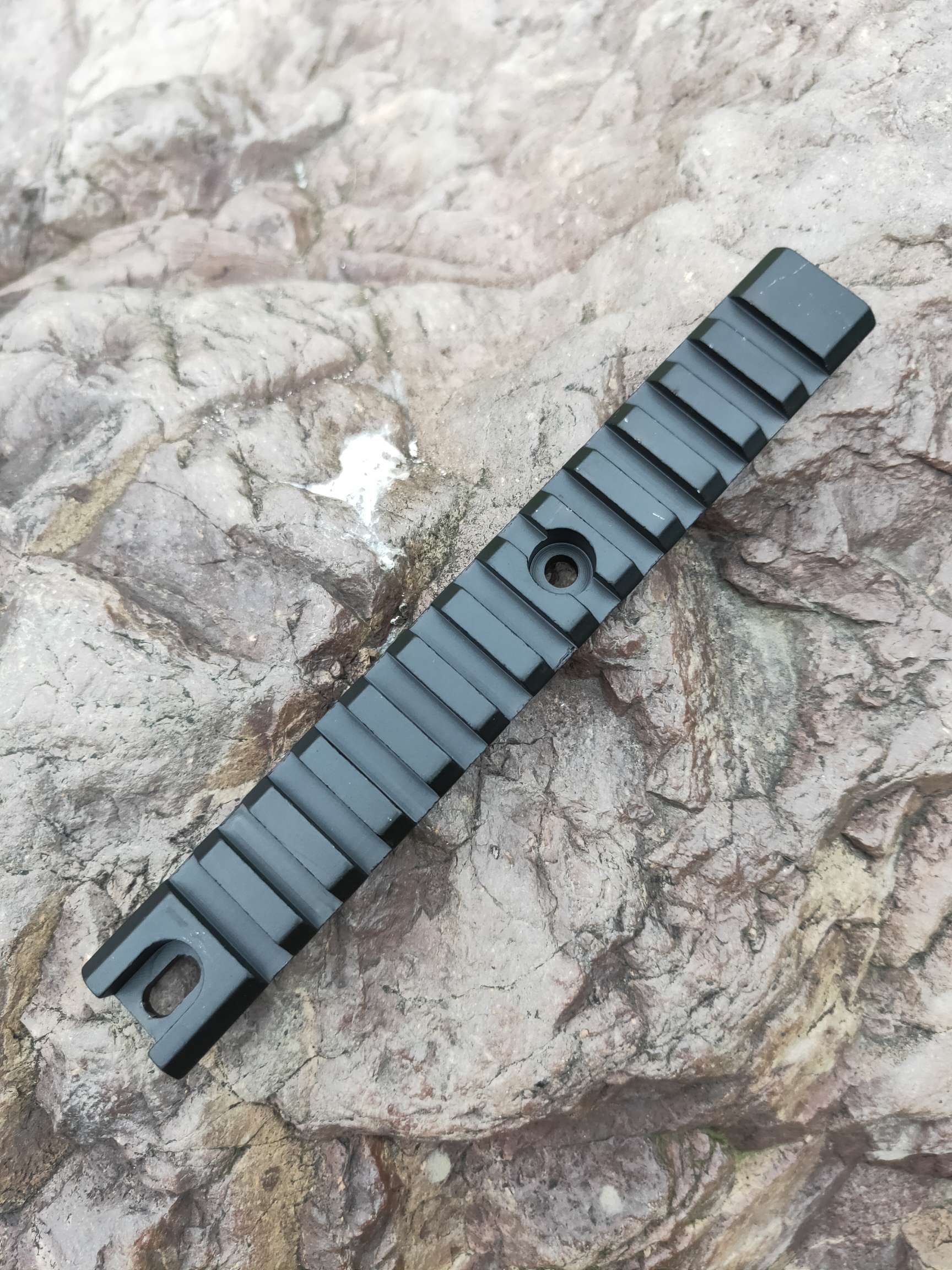 15.5 Flat Bottom guide rail details Picture
