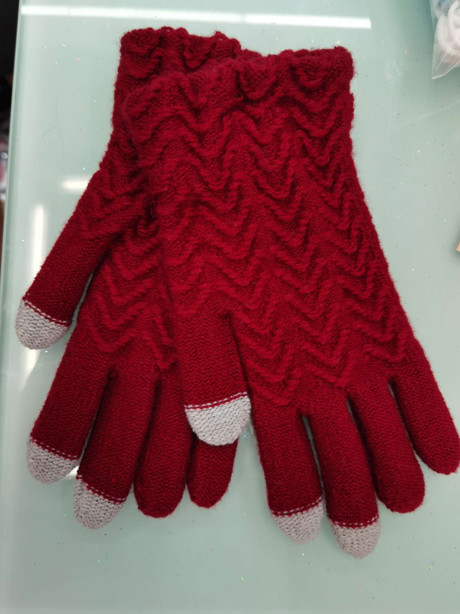 Warm and cute plush full-finger and five-finger knitted gloves for girls in autumn and winter