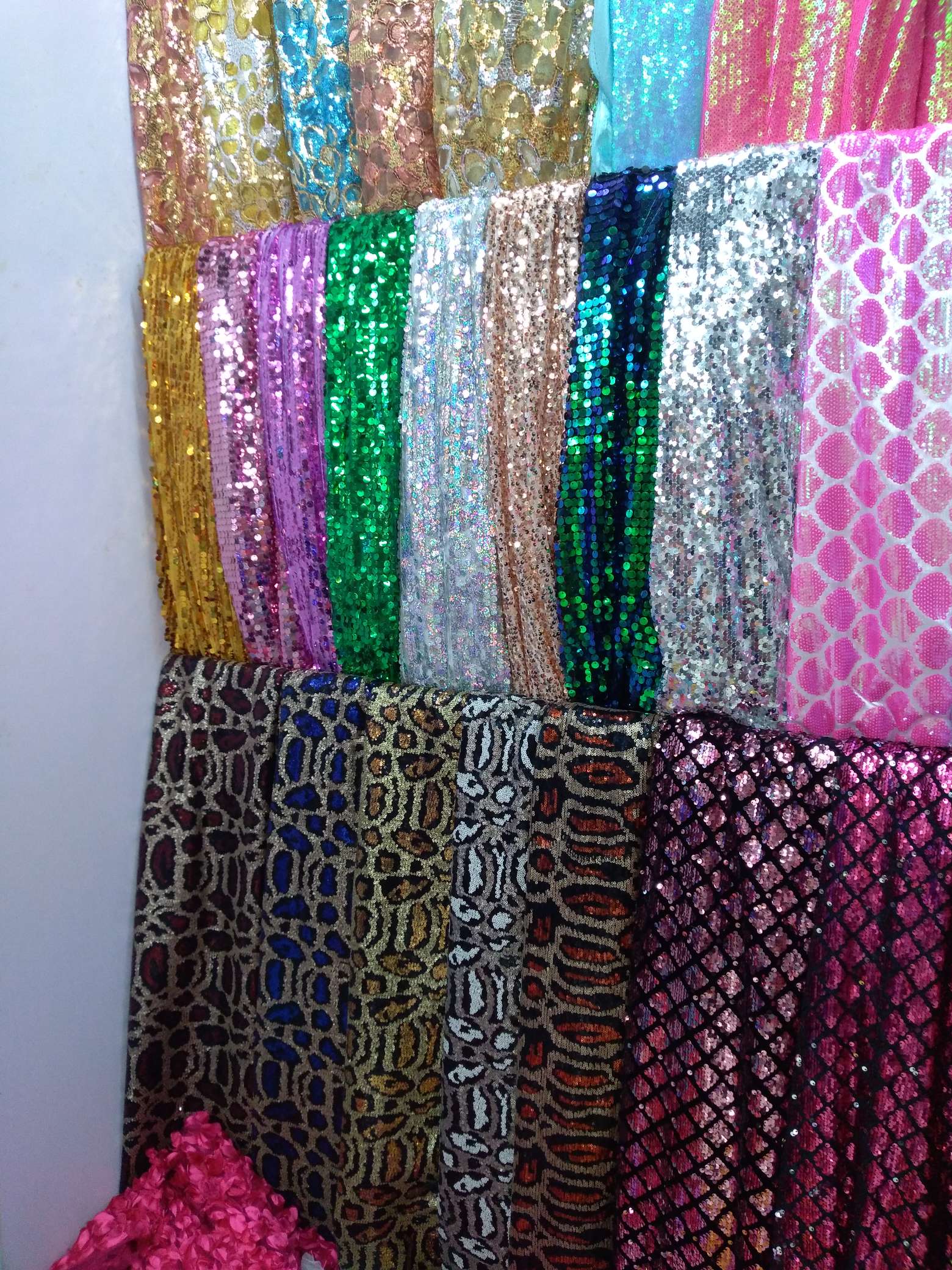 Sequin details Picture