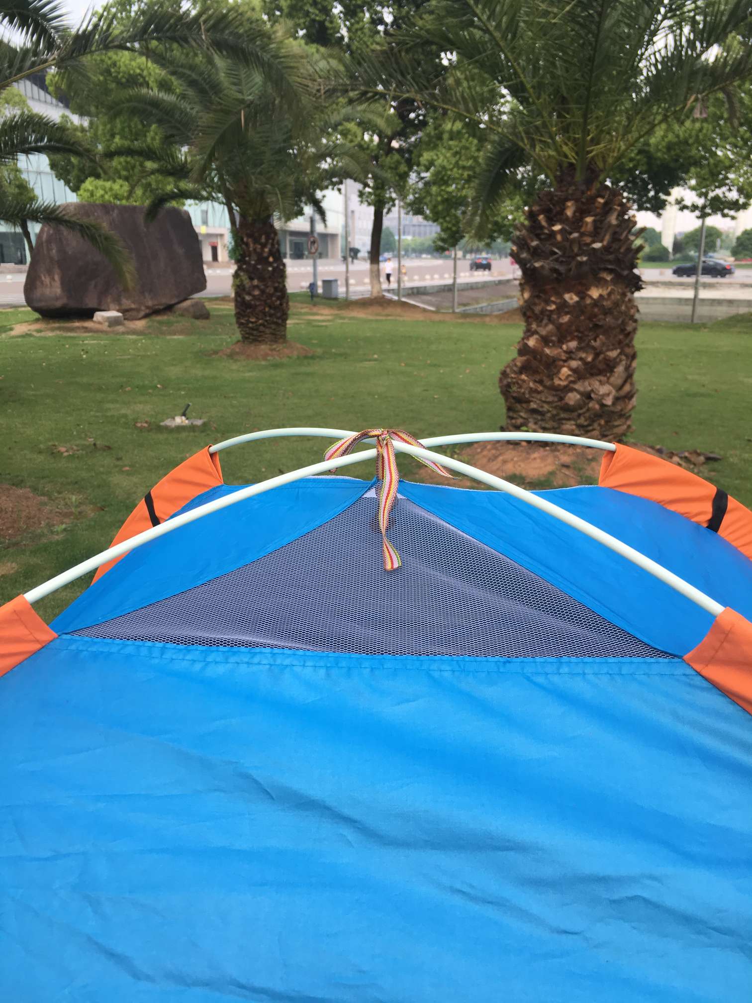 Factory direct sales of outdoor automatic camping tents for 3-4 people, quick-release hand-thrown camping tents undefined