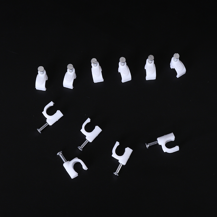 Wire nail fixator on the wiring wall Specification image