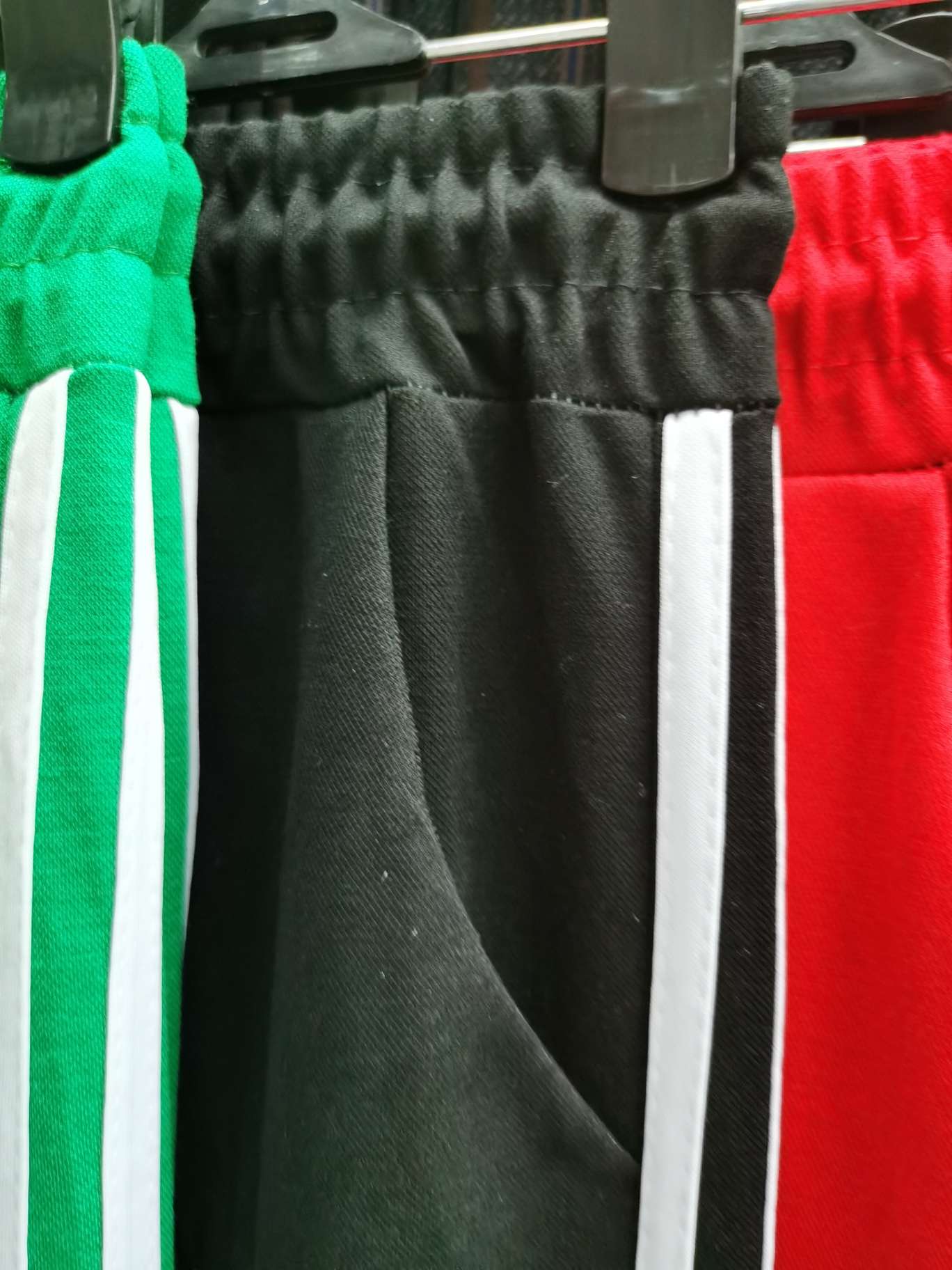 Chrysanthemum pants details Picture