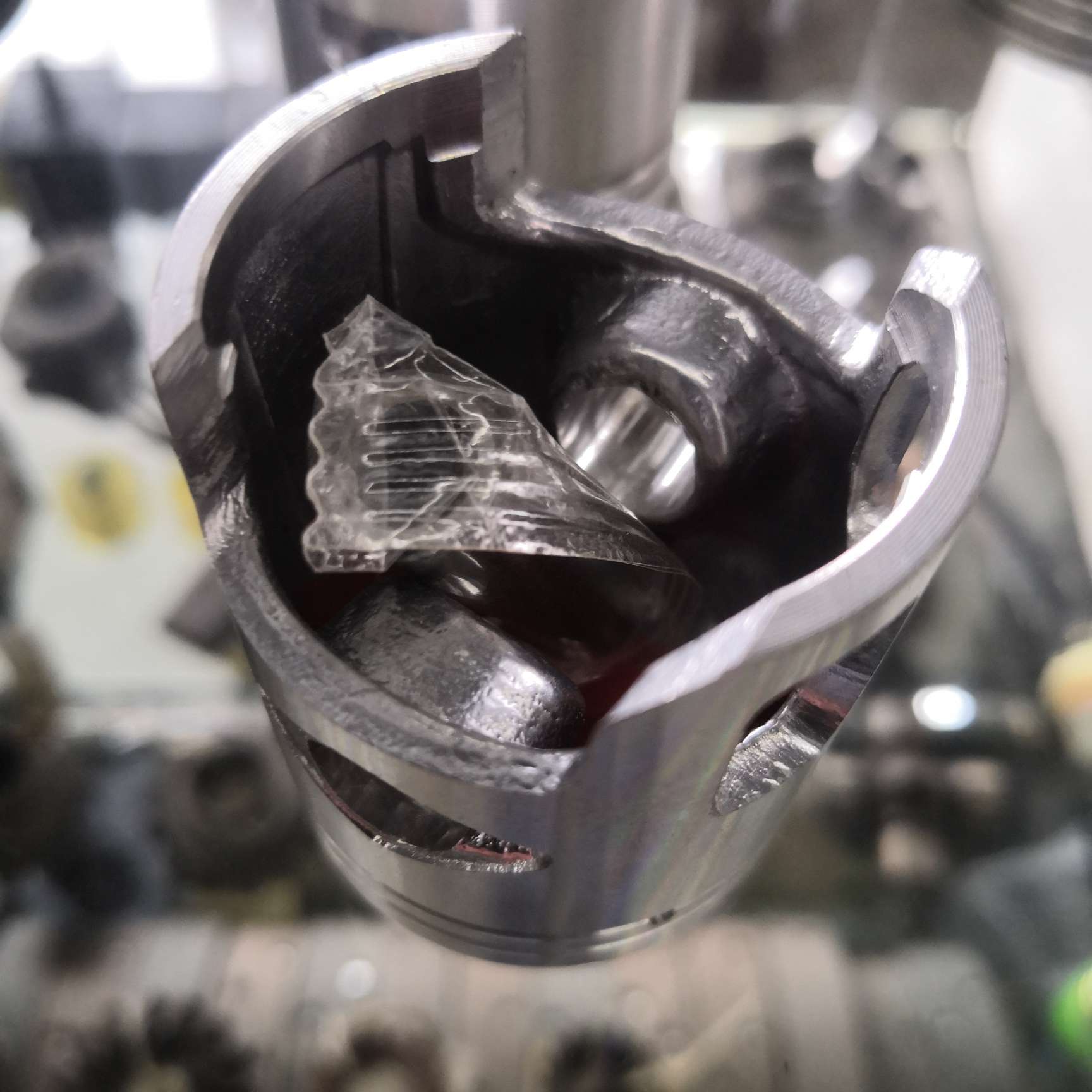 The piston thumbnail