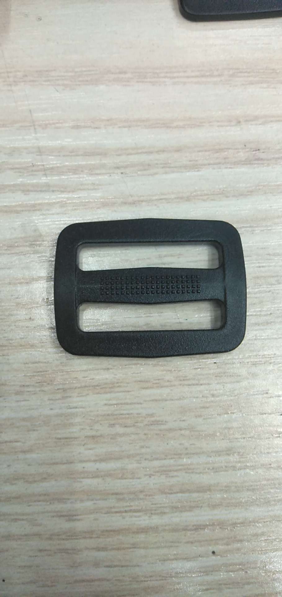 3.2厂家黑白色塑胶日字扣子塑料三档 111调节扣支持环保彩色订做POM