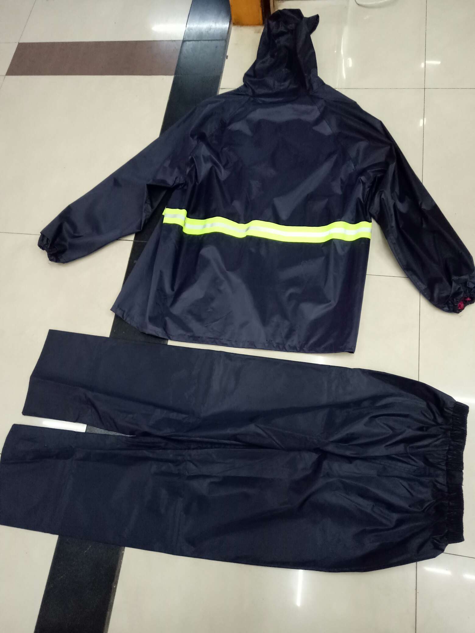 套装白底实物图