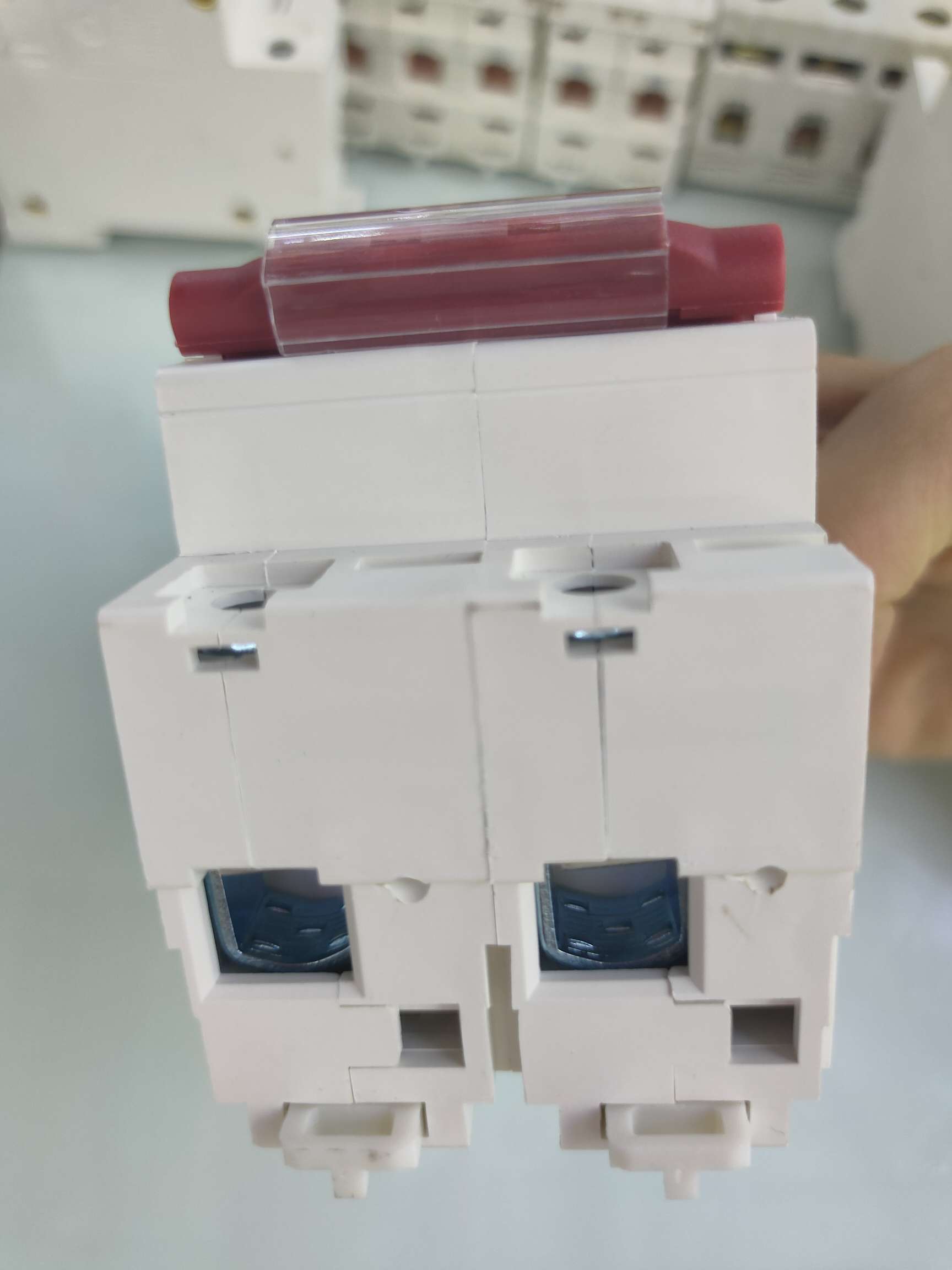 NC circuit breaker 80A-125A undefined