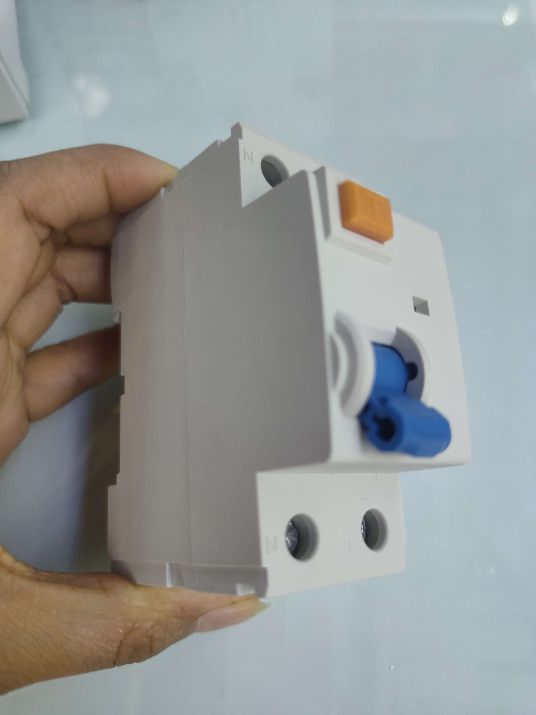 ID leakage protection switch, electronic type, electromagnetic type Specification image