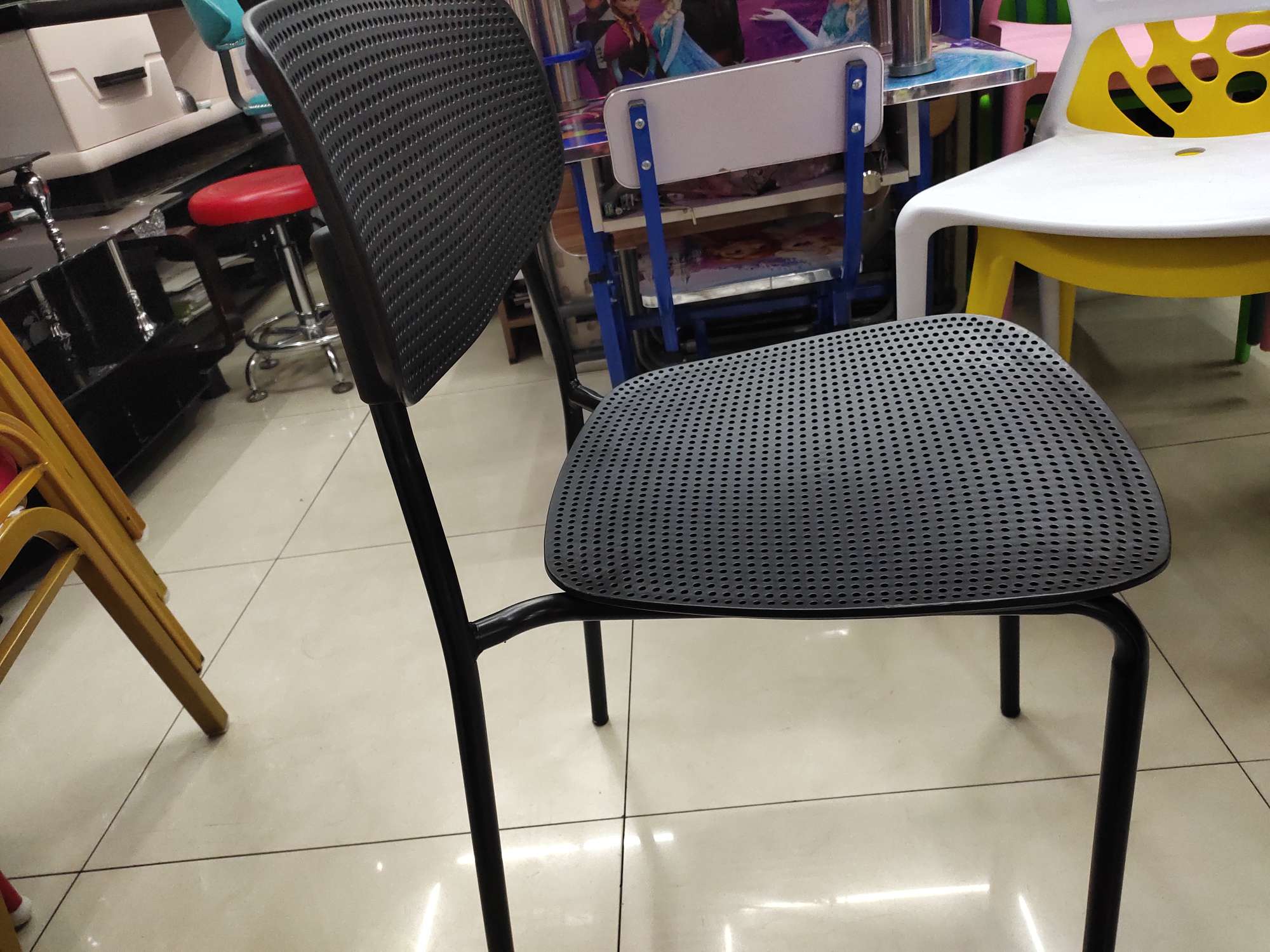 Chair details Picture