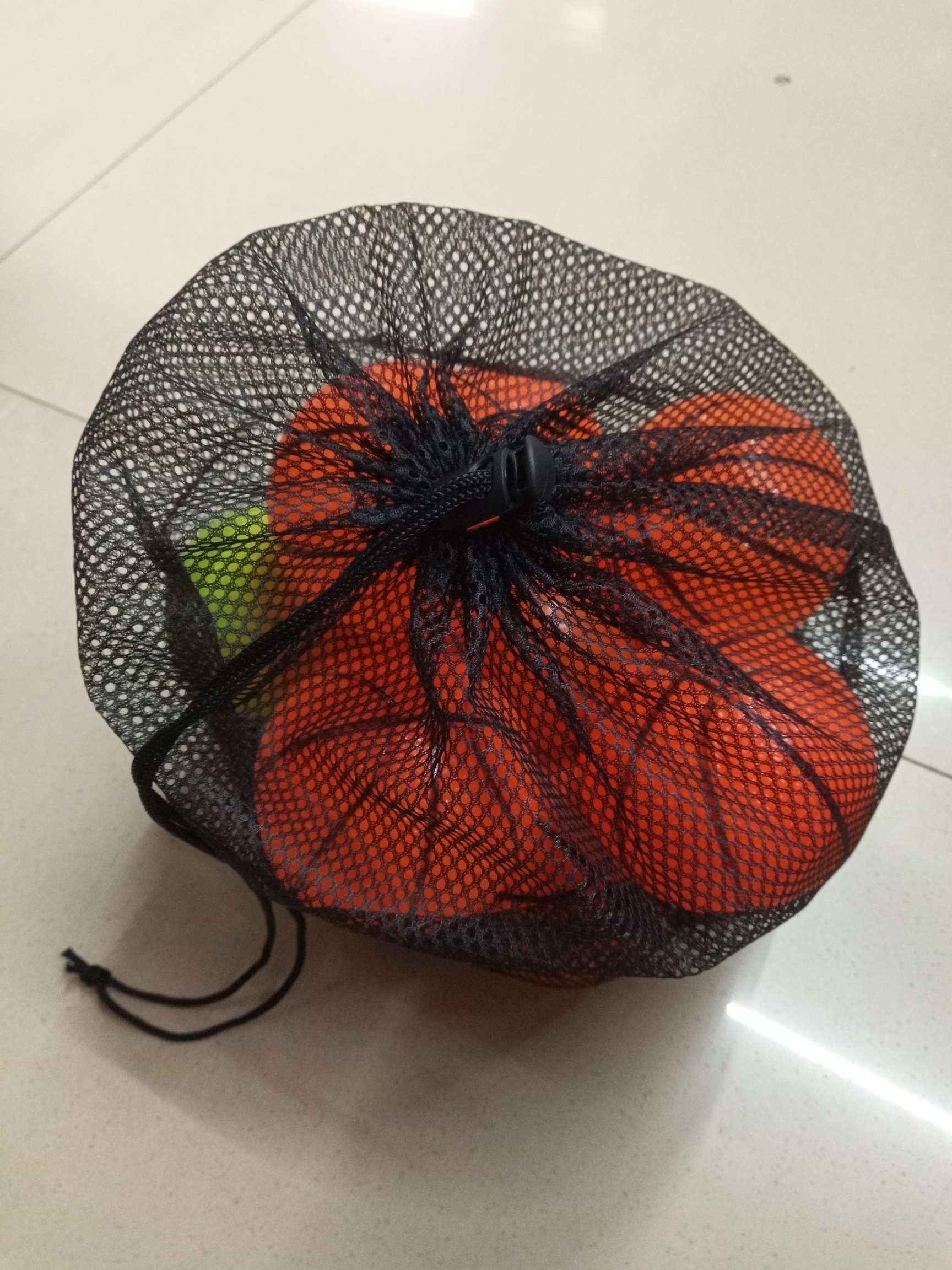 Portable small hand-held main packaging: tennis balls, various small balls packaging: 50 pieces per bundle; packing quantity: 500 pieces per piece; product name: half mesh bag Application Scenario