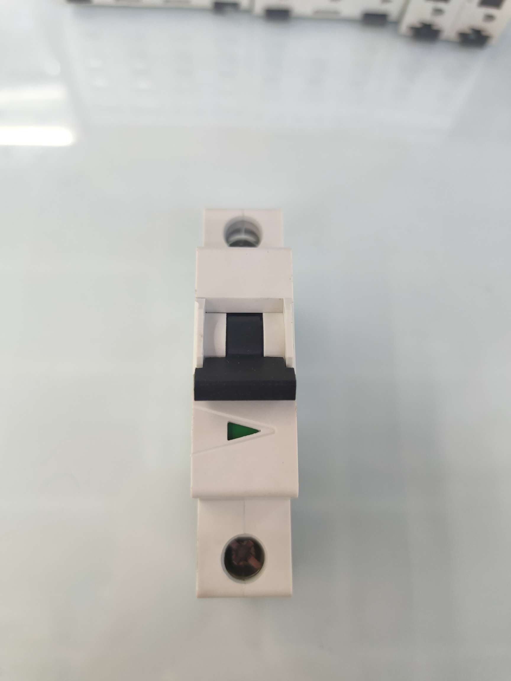 L72P miniature circuit breaker 63A air switch Specification image