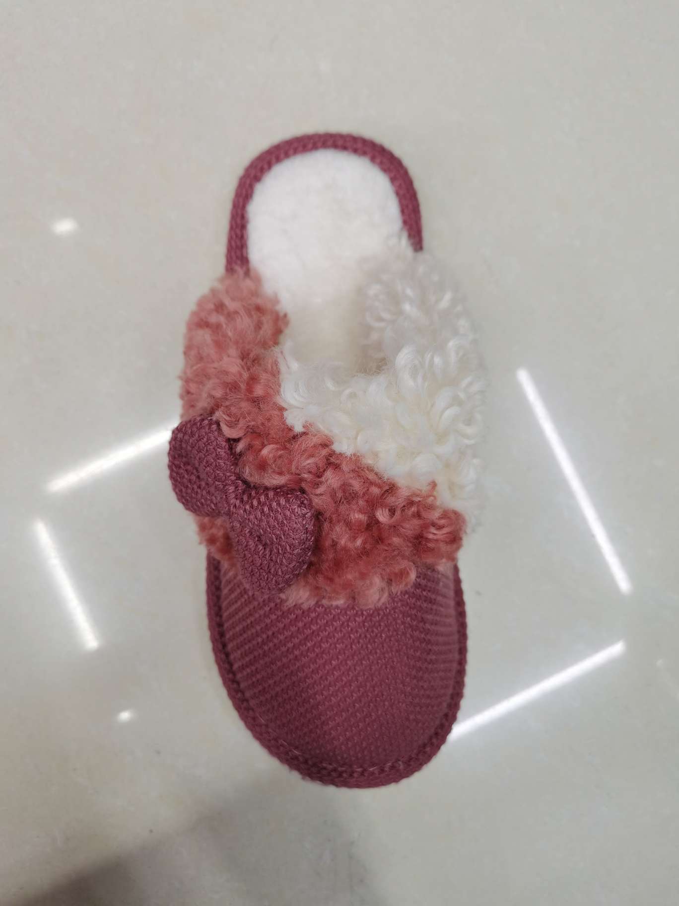 Slipper details Picture