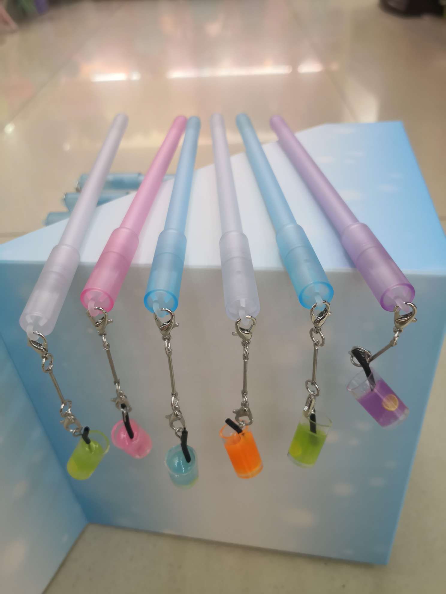 创意文具 卡通挂件中性笔 热卖挂件礼品笔 小礼品