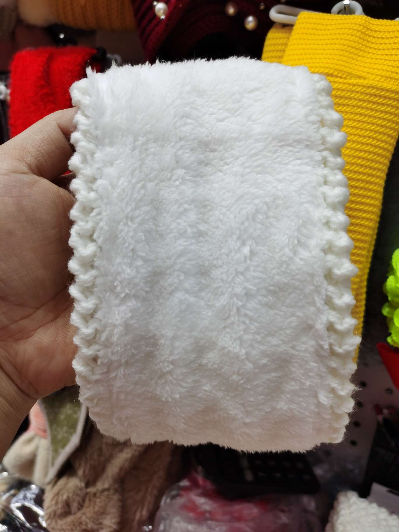 厂家直销各种类面料和毛线发带类系列产品。详情图7