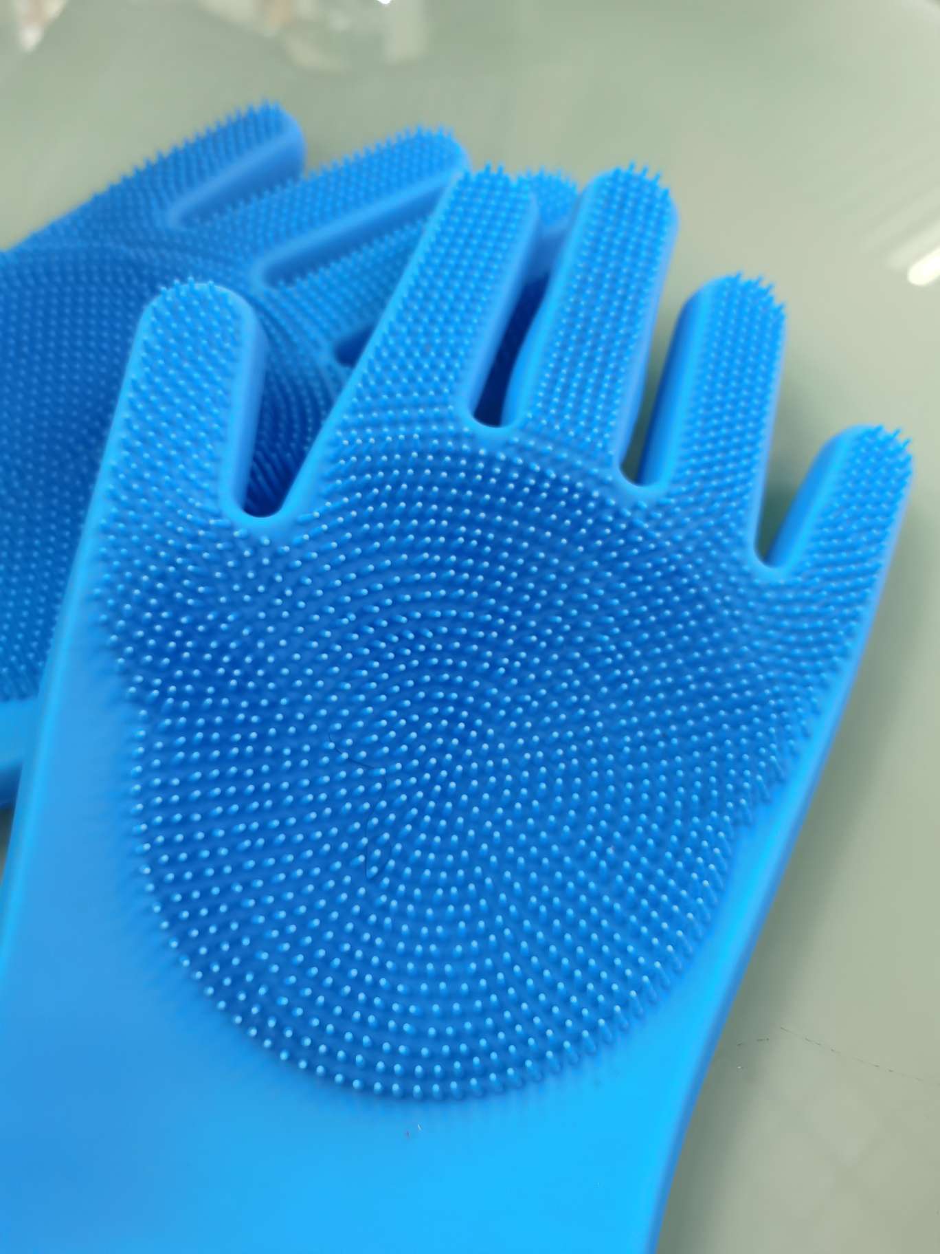 Capture image of glove internal structural details