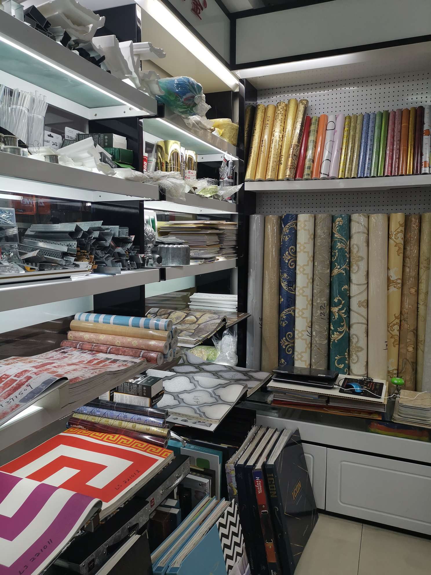 The store L19314 describe pic - 1