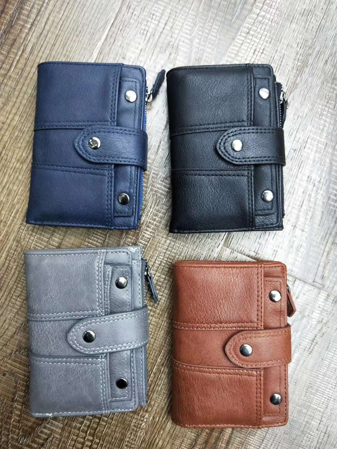 中号钱包，卡包零钱功能齐全，尺寸14.5*9.5CM图