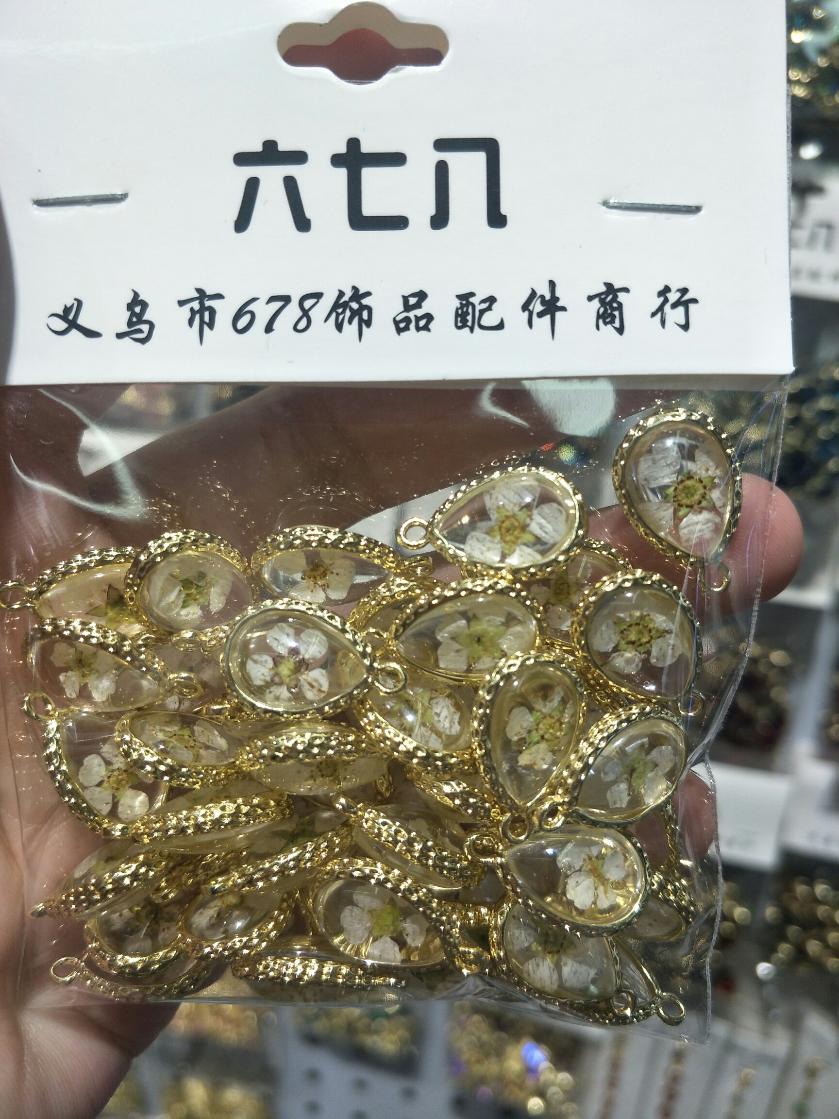 Hot style bracelet necklace, earrings, pendant and accessories for clothes