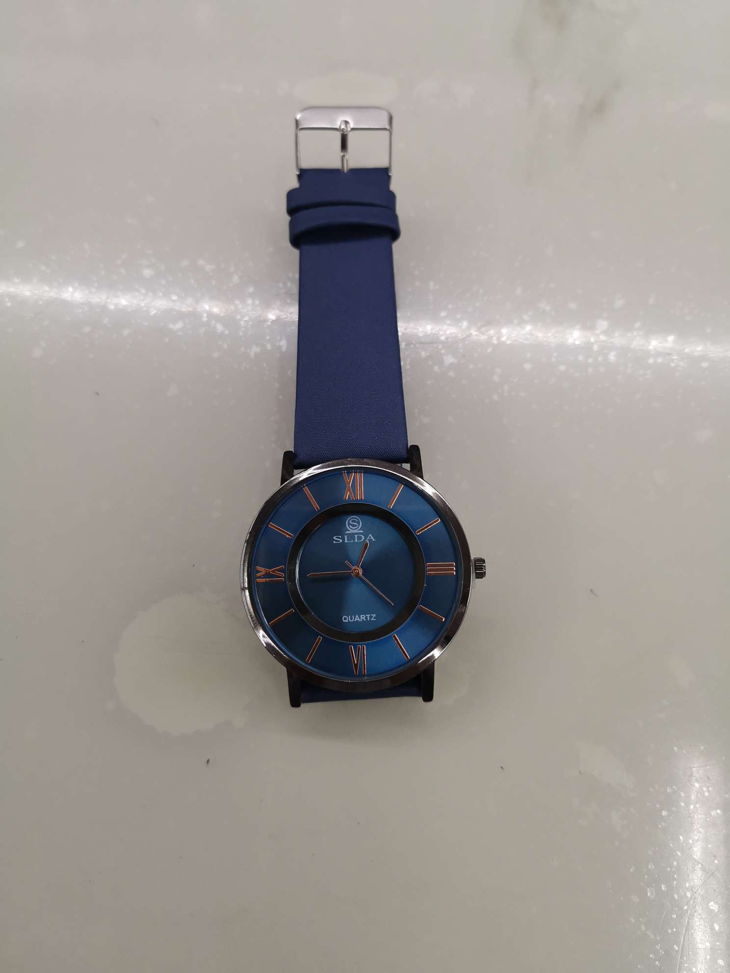 The style series men's watch in blue details Picture
