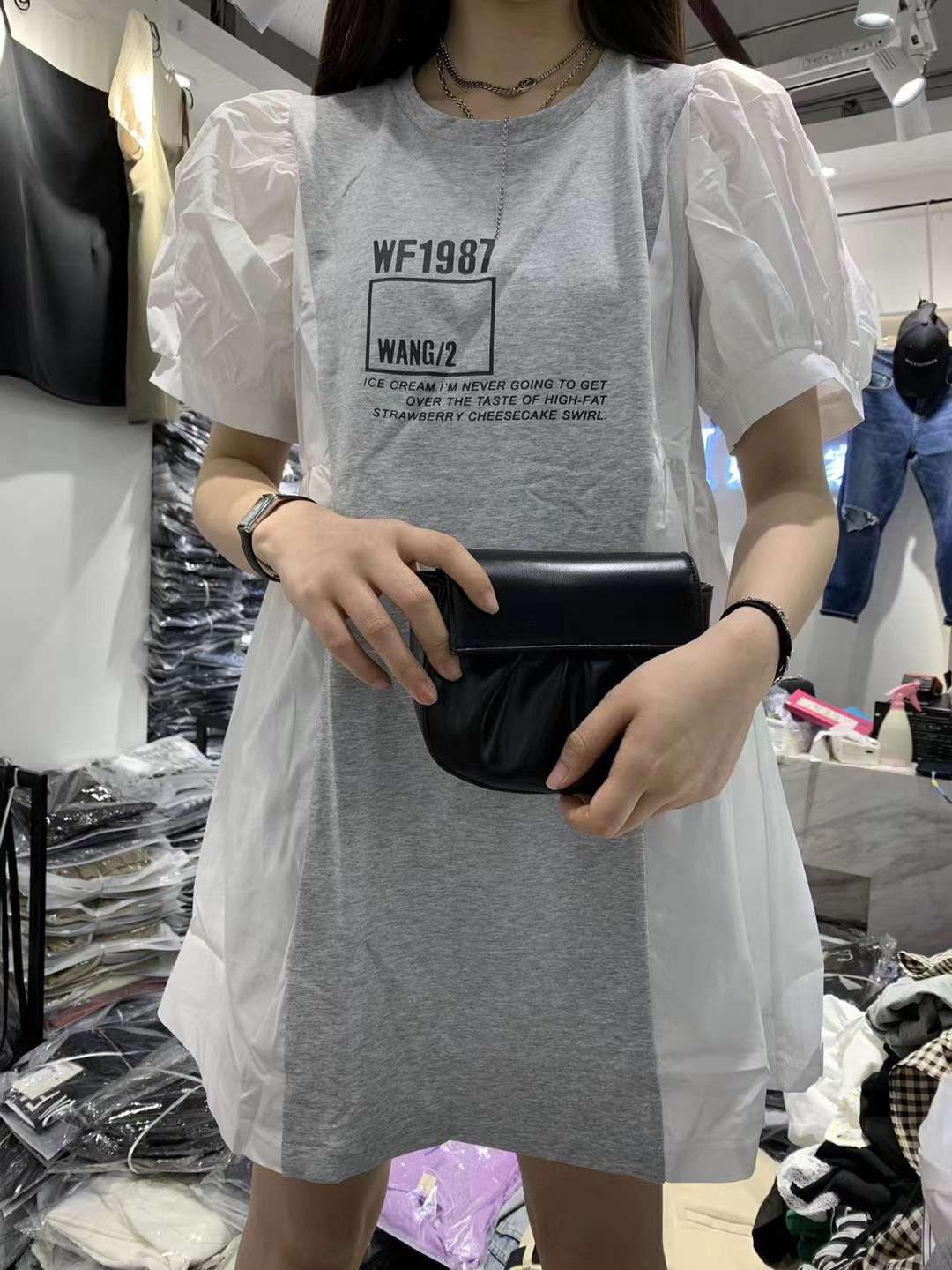 The 2020 summer new super popular loose round-neck letter-printed puffed-sleeve dress is trendy for women Specification image