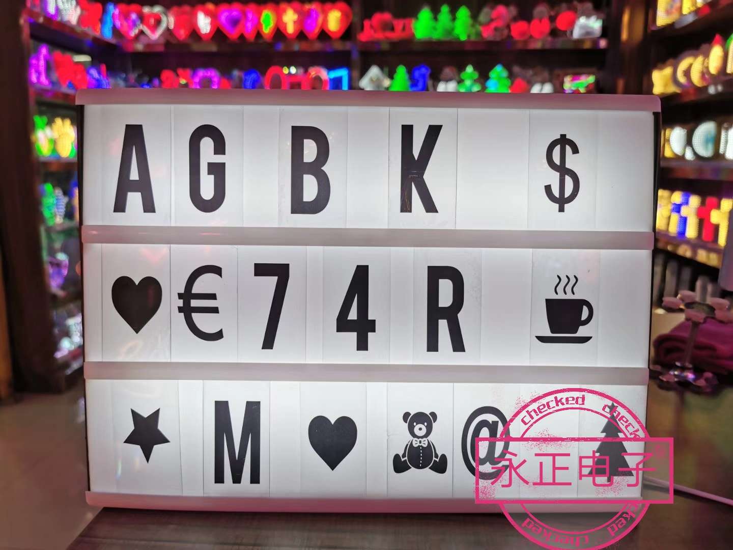 Best-selling LED letter puzzle light box black and white color letter card light box light Emitting A4 battery light thumbnail