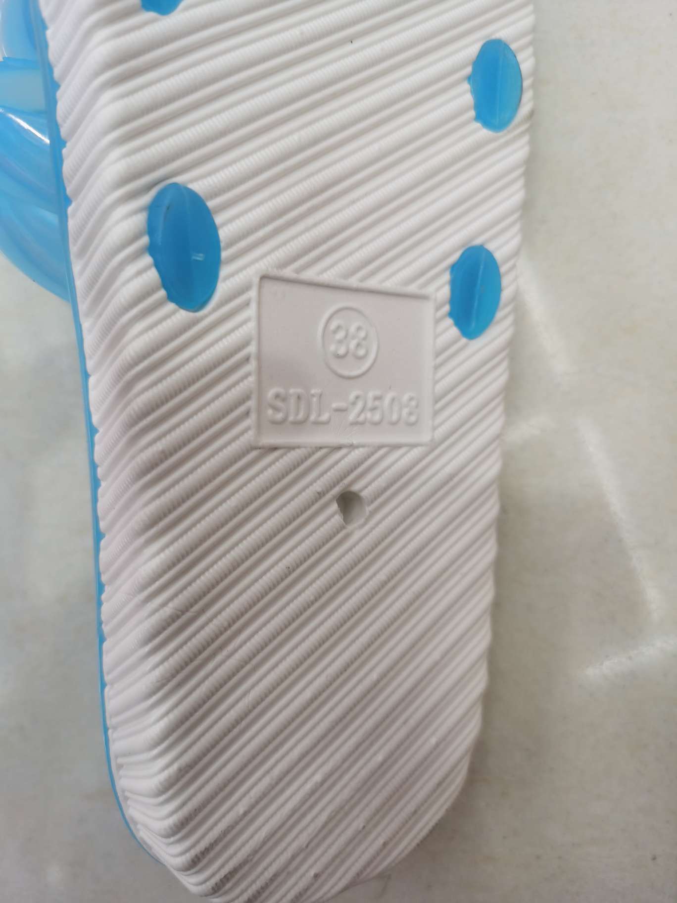 塑料时尚女拖鞋细节图