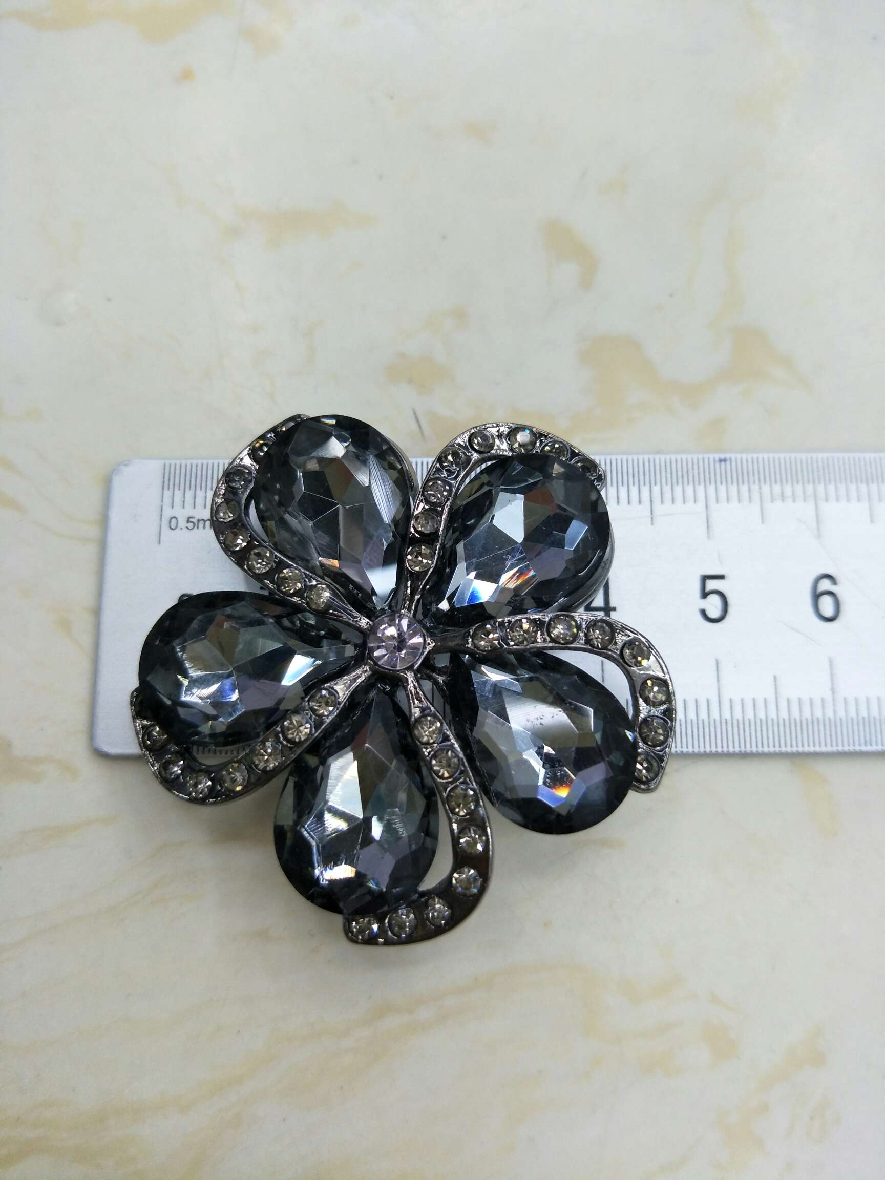 厂家直销 水钻合金胸花 手缝扣 钻扣详情图6