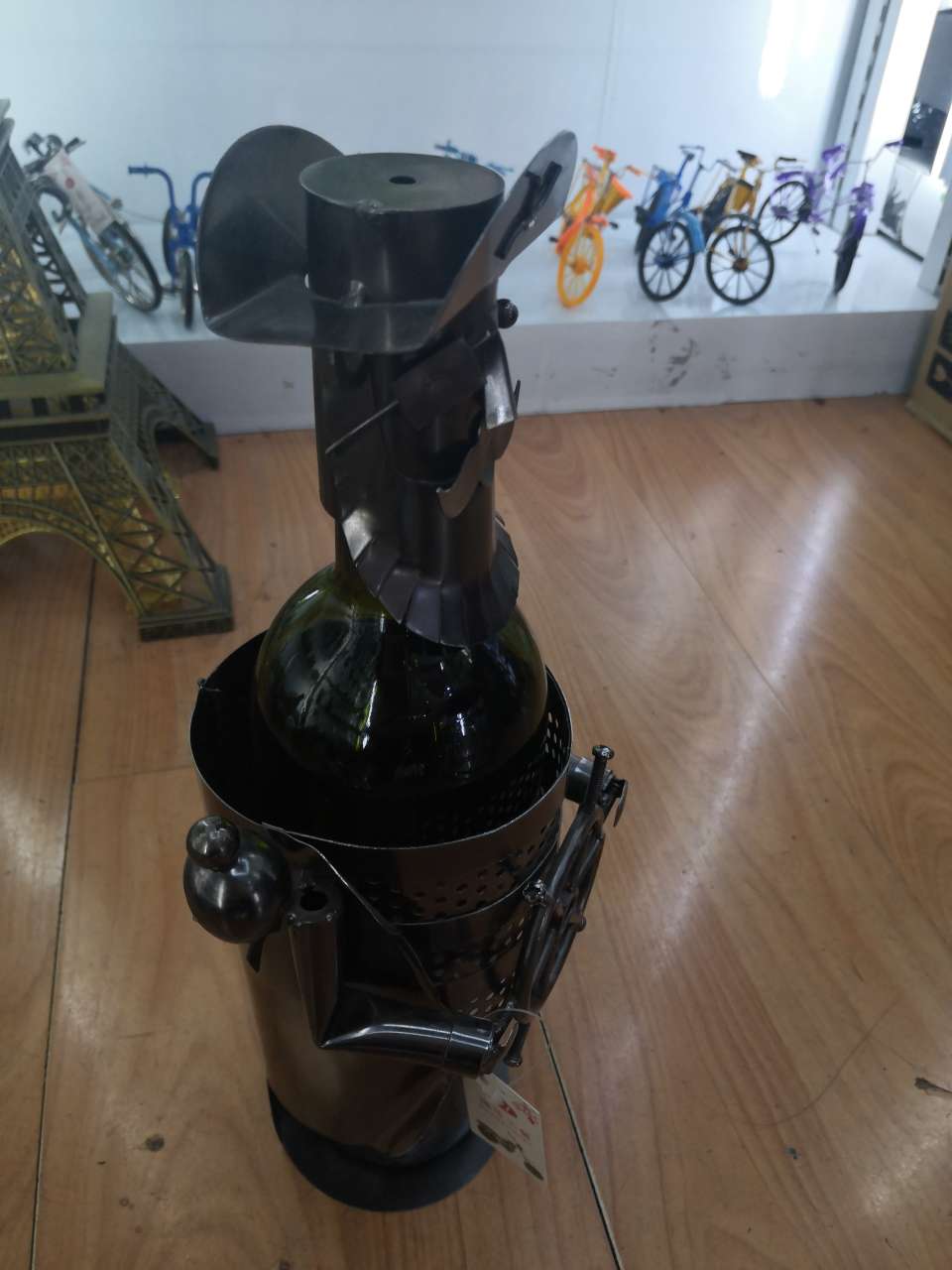 红酒储藏架实物图