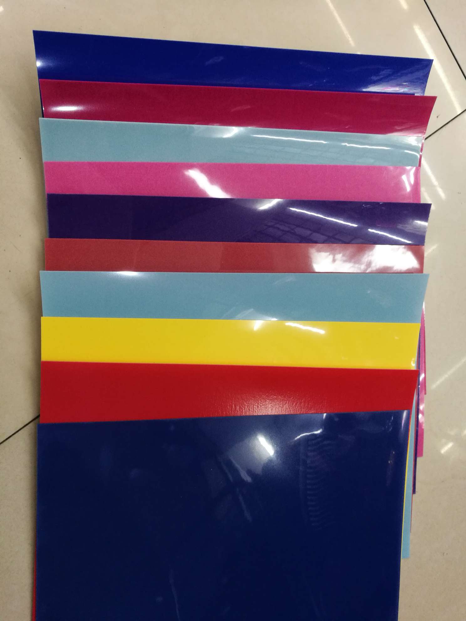 PU engraved film heat transfer, engraved film hot stamping, hot stamping, clothing accessories, clothing accessories, T-shirt engraved film hot stamping undefined