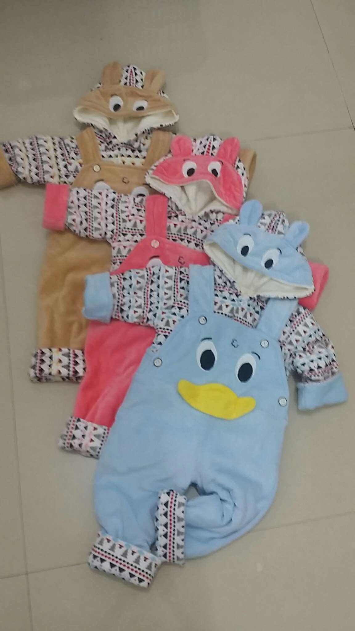 水晶绒秋冬背带裤连帽二件套》小鸭款