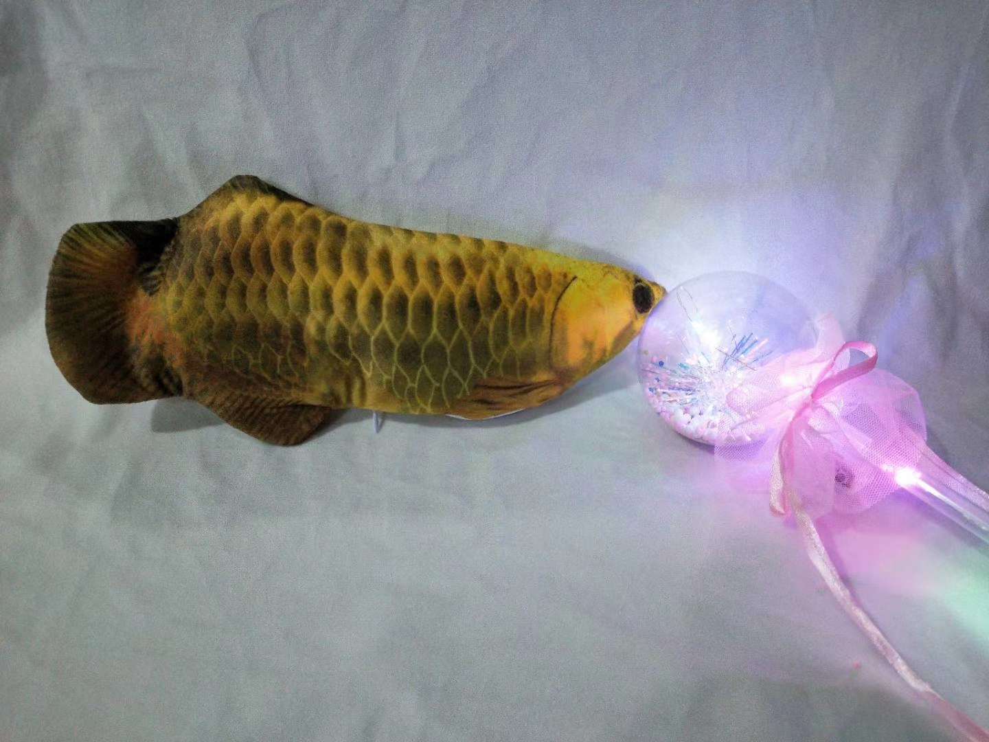 Electric toy fish USB charging pulsing baby fish toy fish net red electric fish Application Scenario