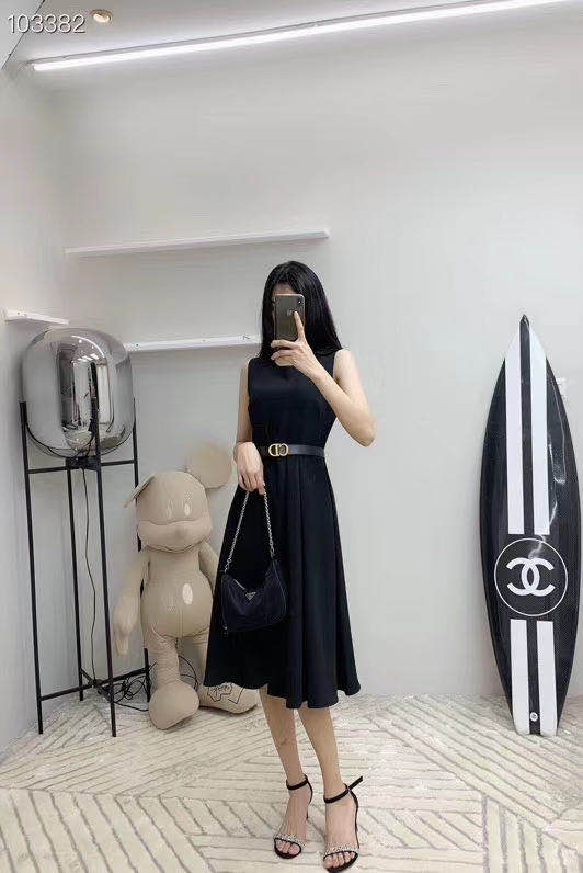 韩系列品牌花溪折扣女装夏季新款无袖潮