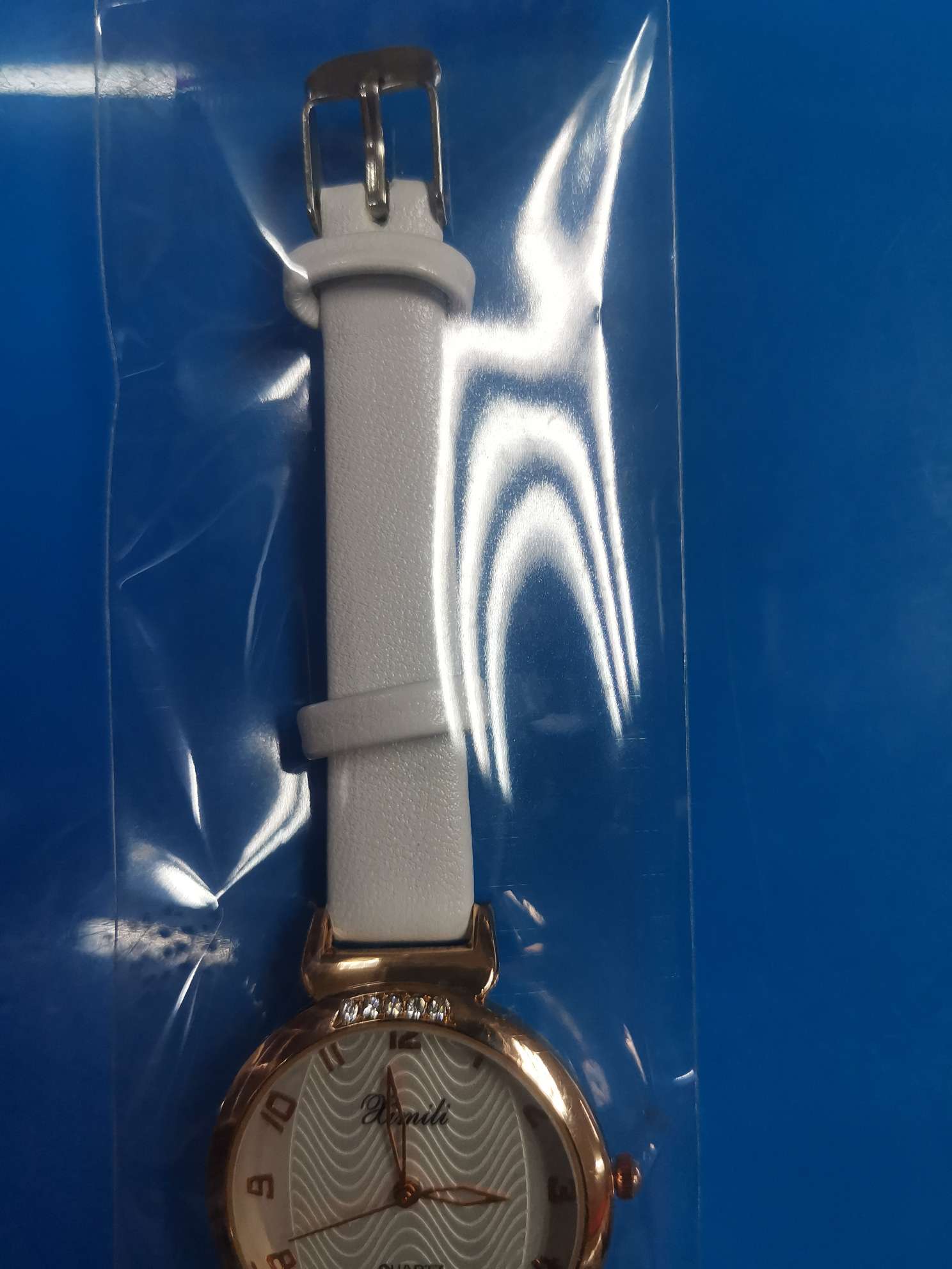 White disc watch details Picture
