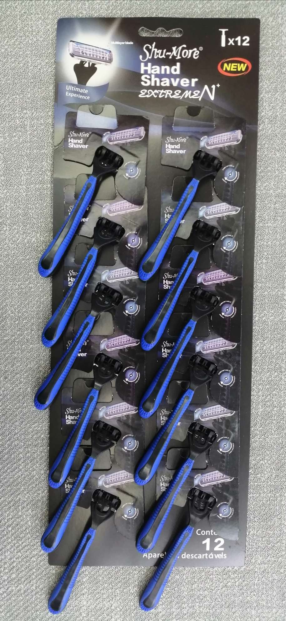 Manual three-ply razors