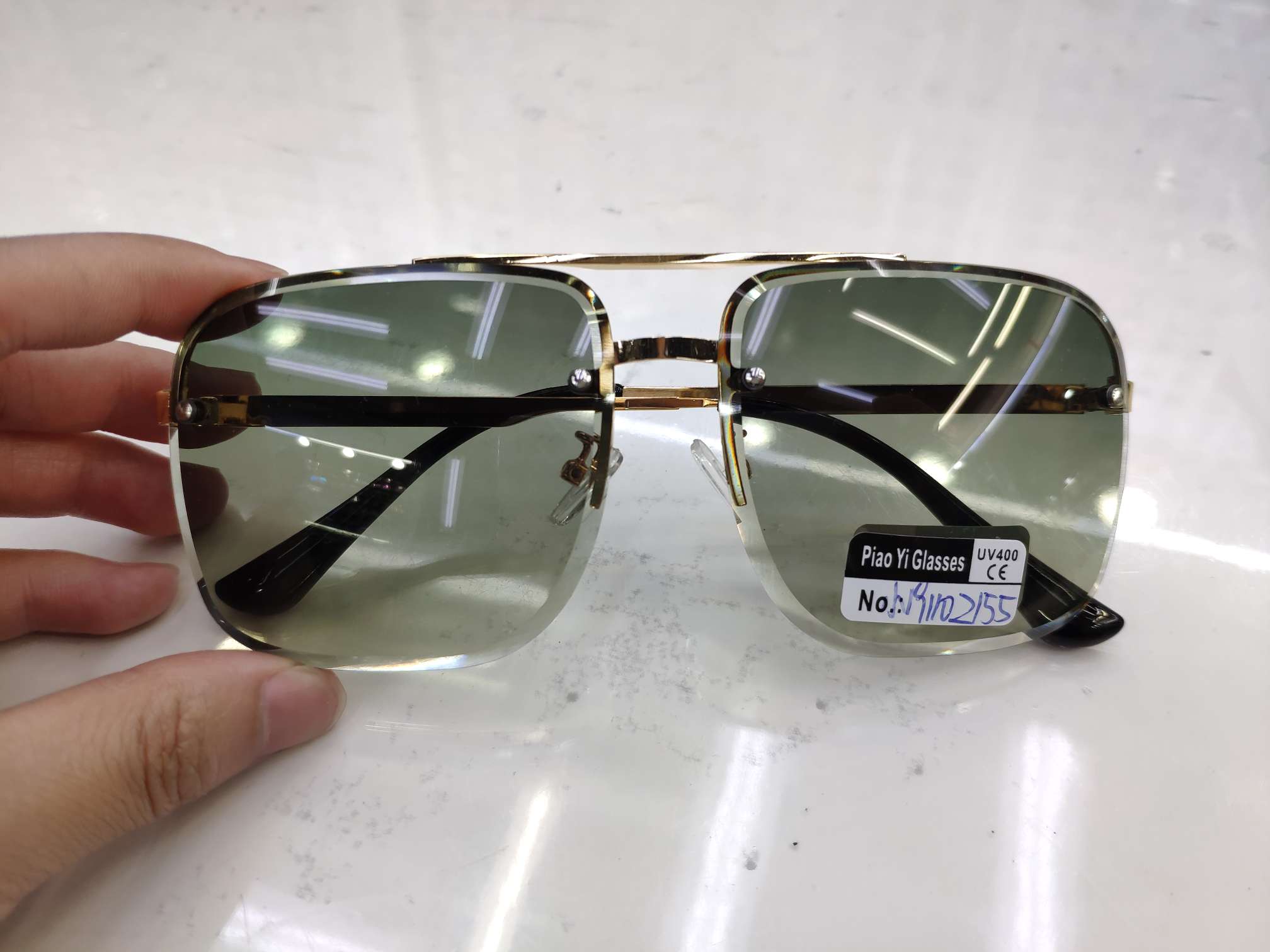 墨镜/太阳镜/可折叠墨镜/太阳镜运动员/太阳镜运动产品图