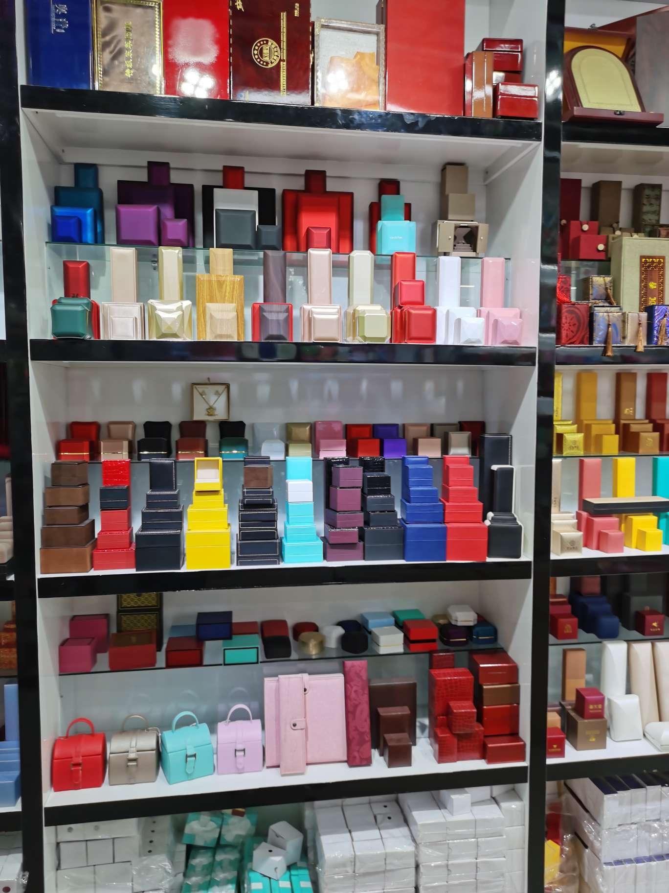 High-end jewelry box undefined