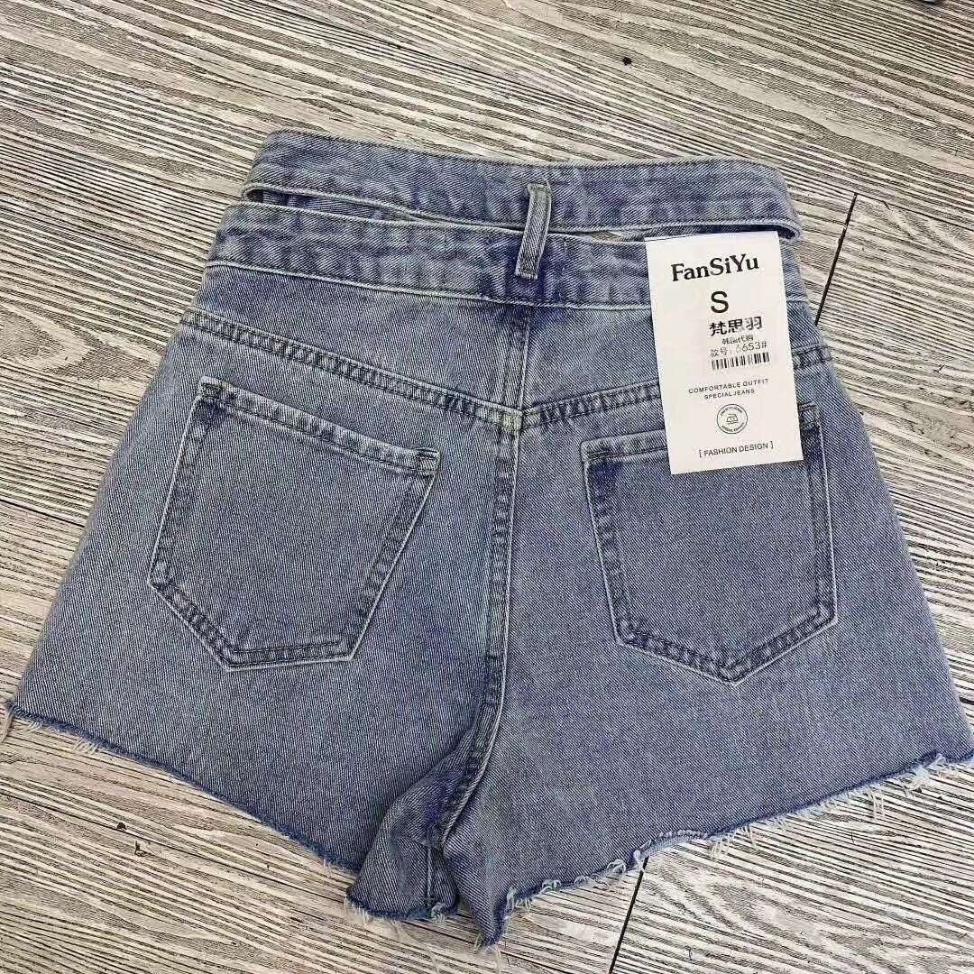 Dongdaemun, South Korea's Shaxin high-waisted two-button, waist-revealing, loose-fitting, irregular-shaped shorts and jeans are trendy for women Specification image